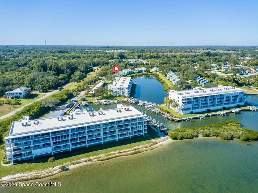 6206 S River Run Drive