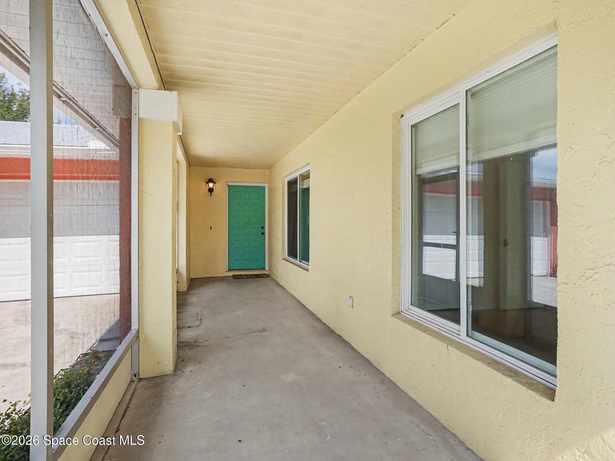 1870 Tallpalm Road