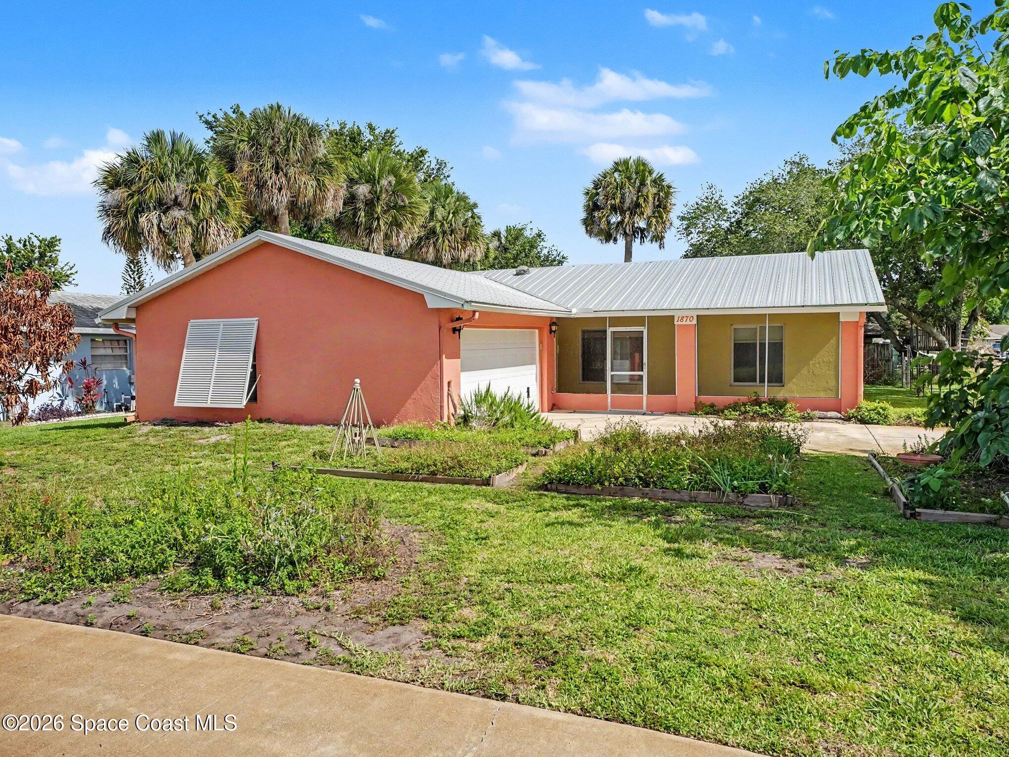 1870 Tallpalm Road