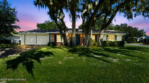 Photo of 880 Pilgrim Drive, Titusville, FL 32780 (MLS # 1061123)