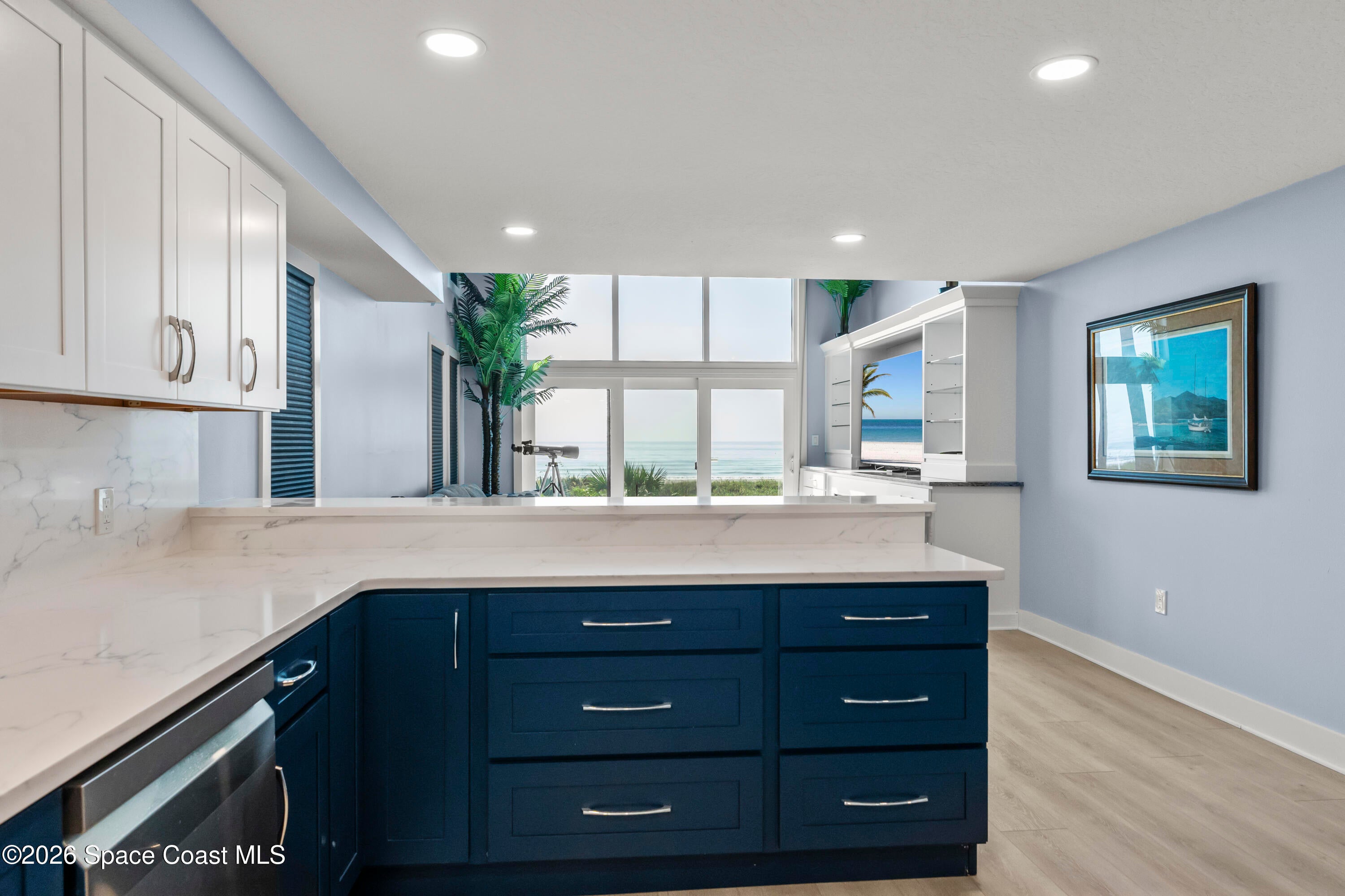 5050 Ocean Beach Boulevard 301