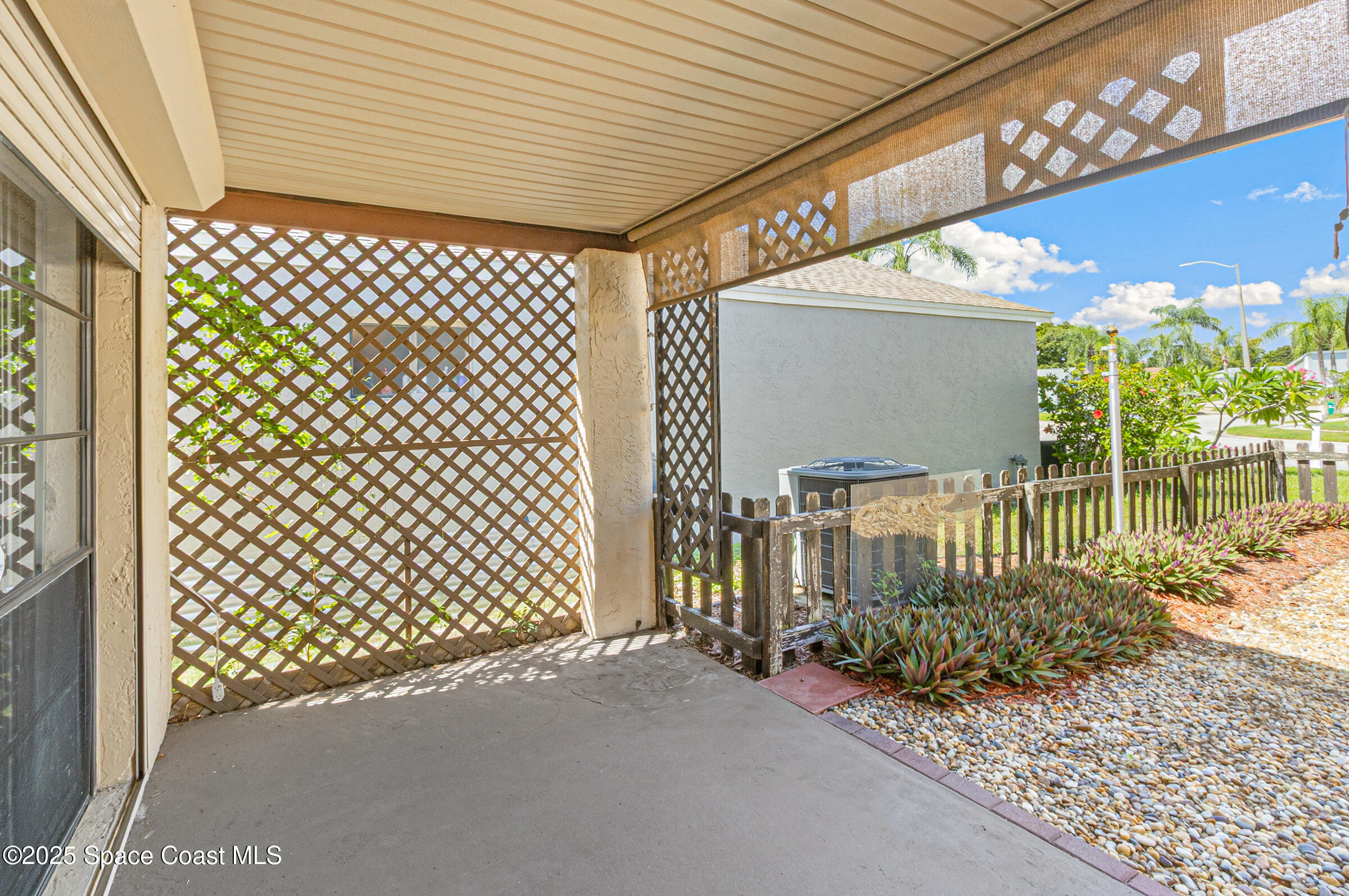 3089 Thrush Drive