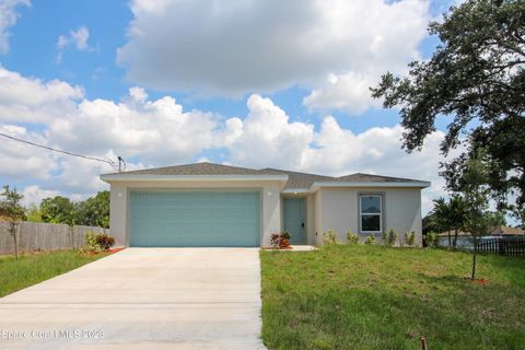 Single Family Residence in Palm Bay FL 433 Harrington Street.jpg