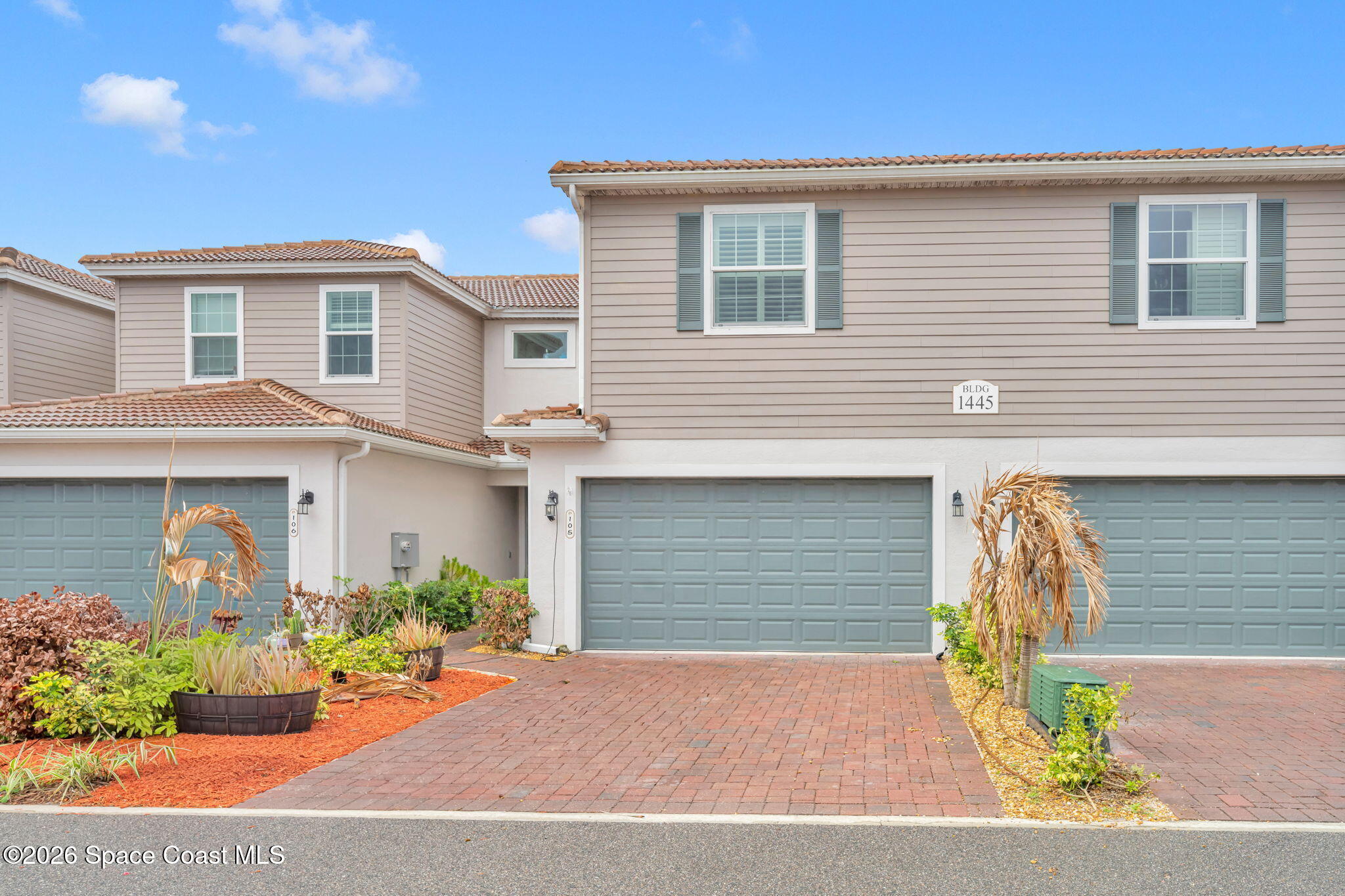 1445 Isabella Drive 105