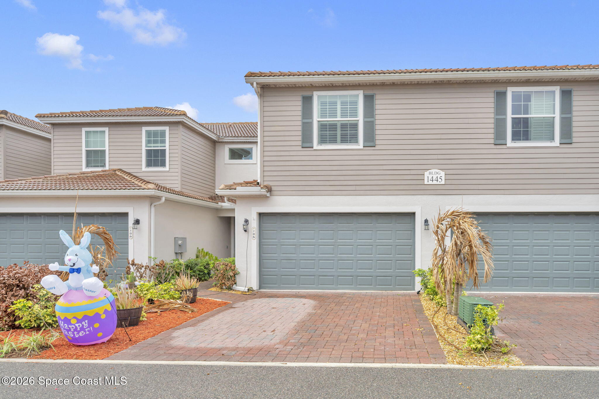 1445 Isabella Drive 105