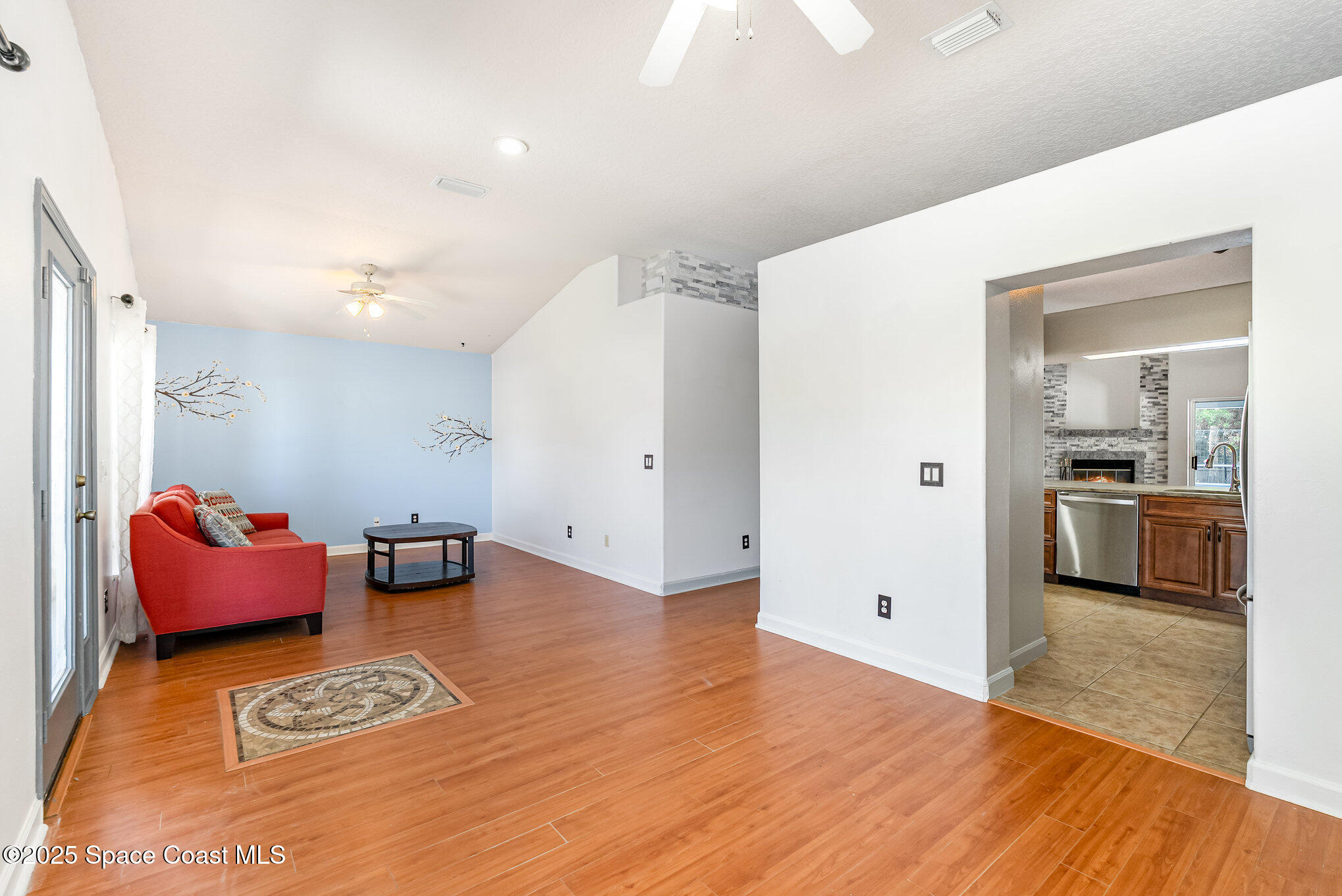3723 Sunward Drive