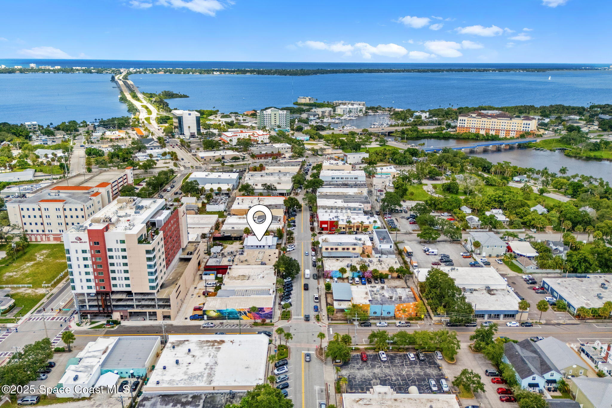 814 E New Haven Avenue