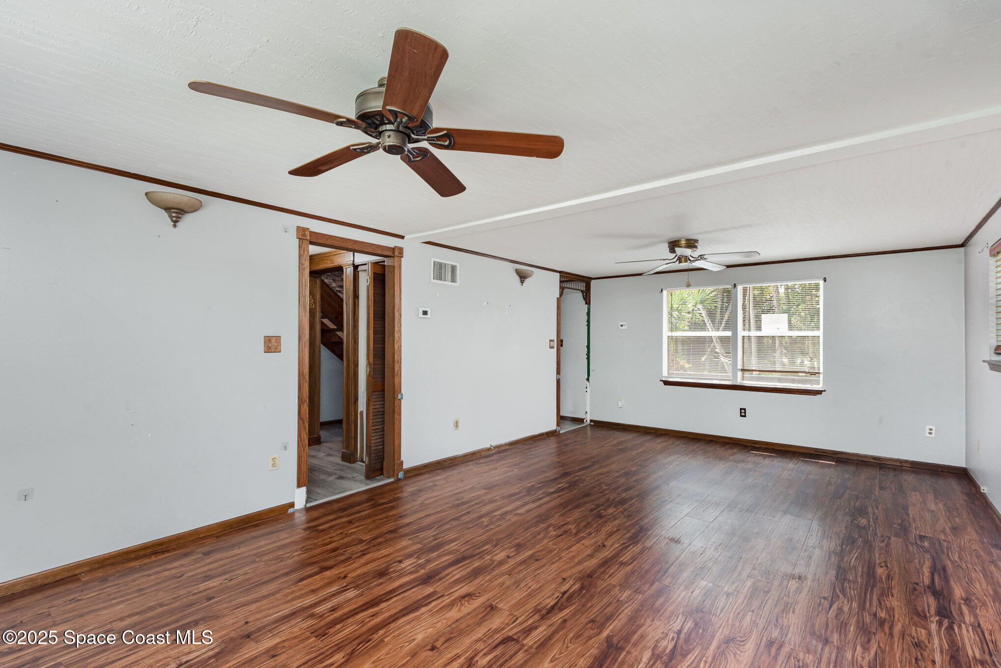 5490 Citrus Boulevard
