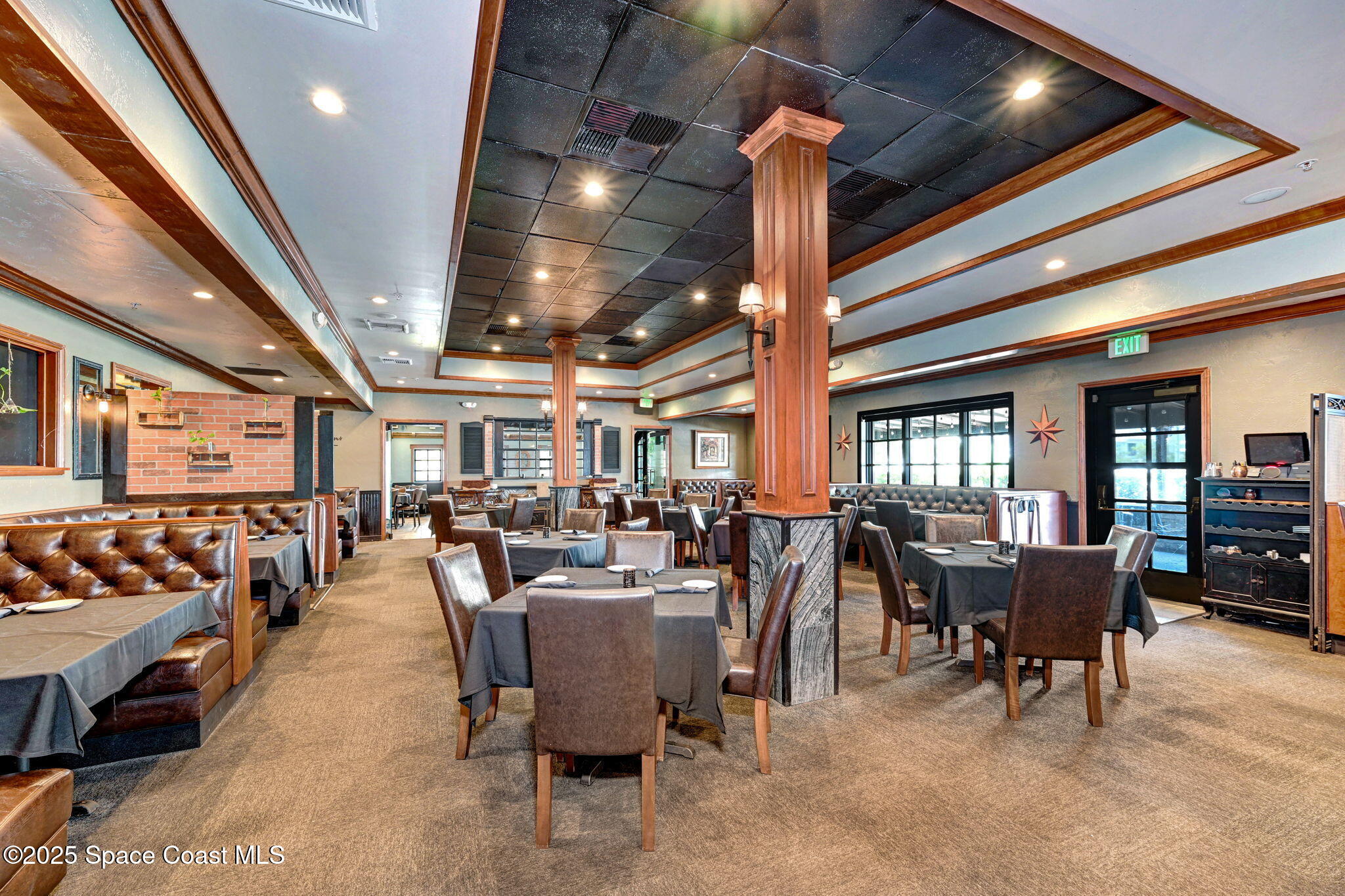 6630 Colonnade Avenue