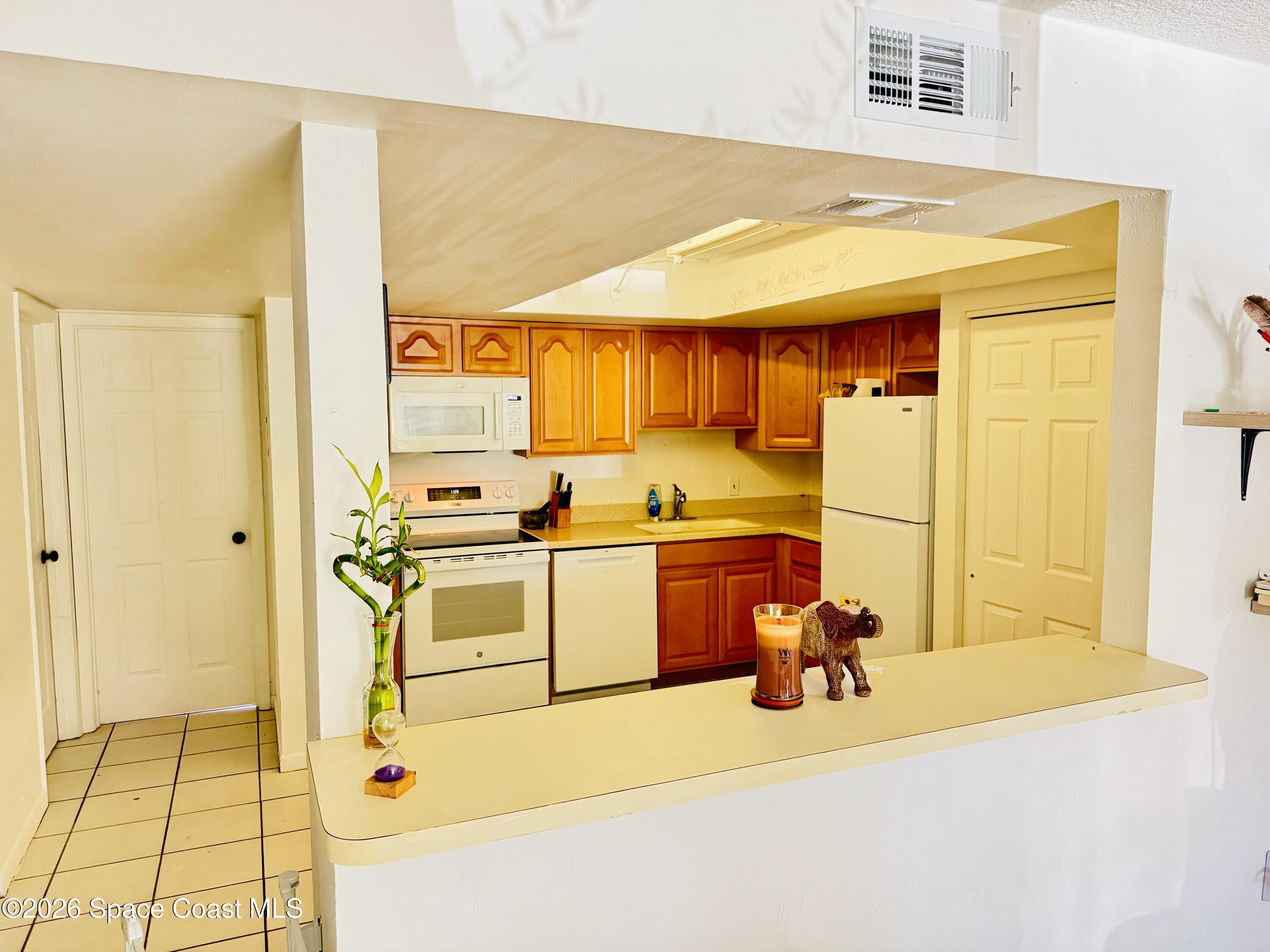 1515 Huntington Lane 111