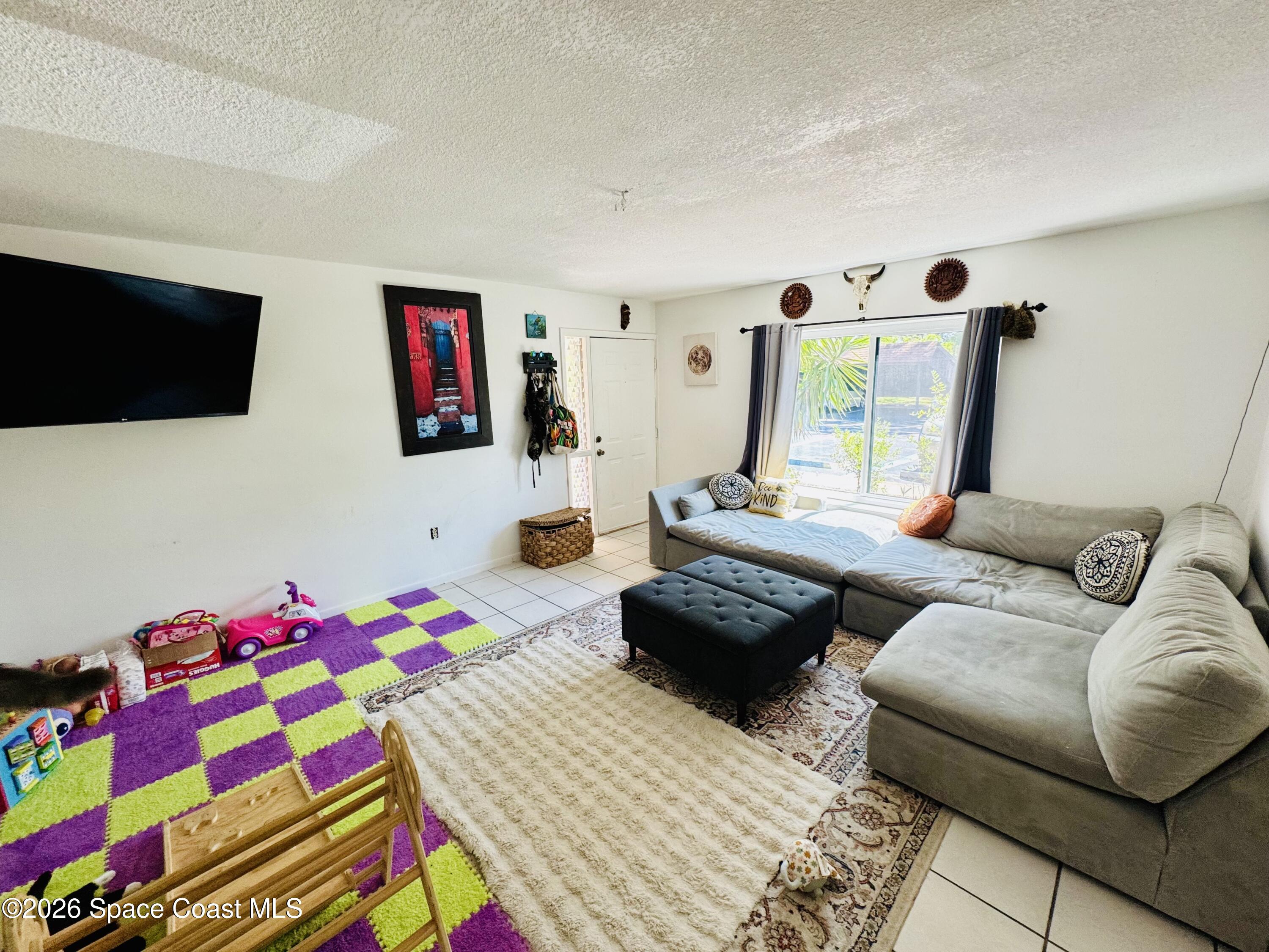 1515 Huntington Lane 111