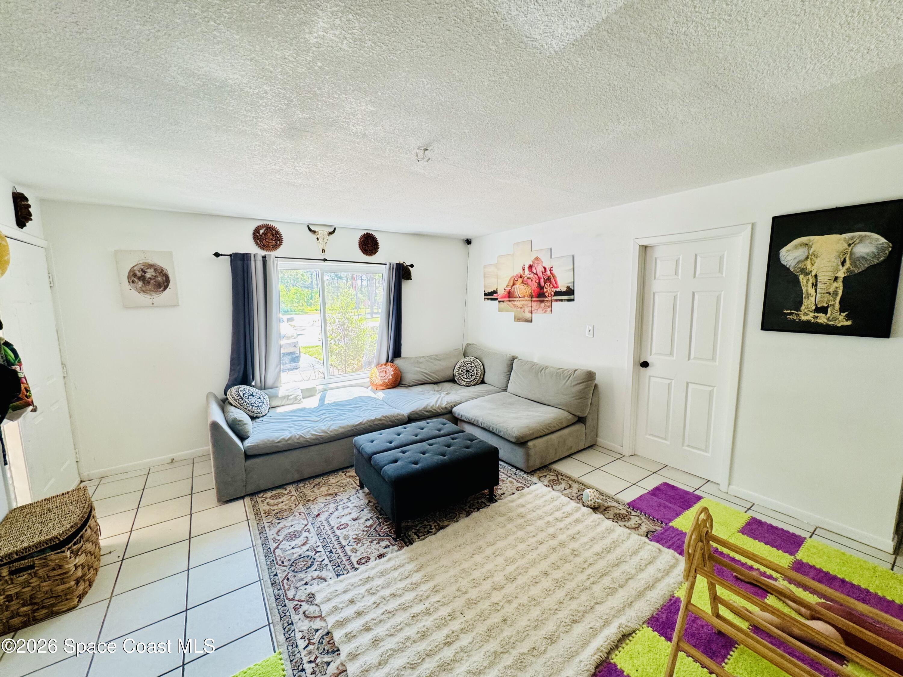 1515 Huntington Lane 111