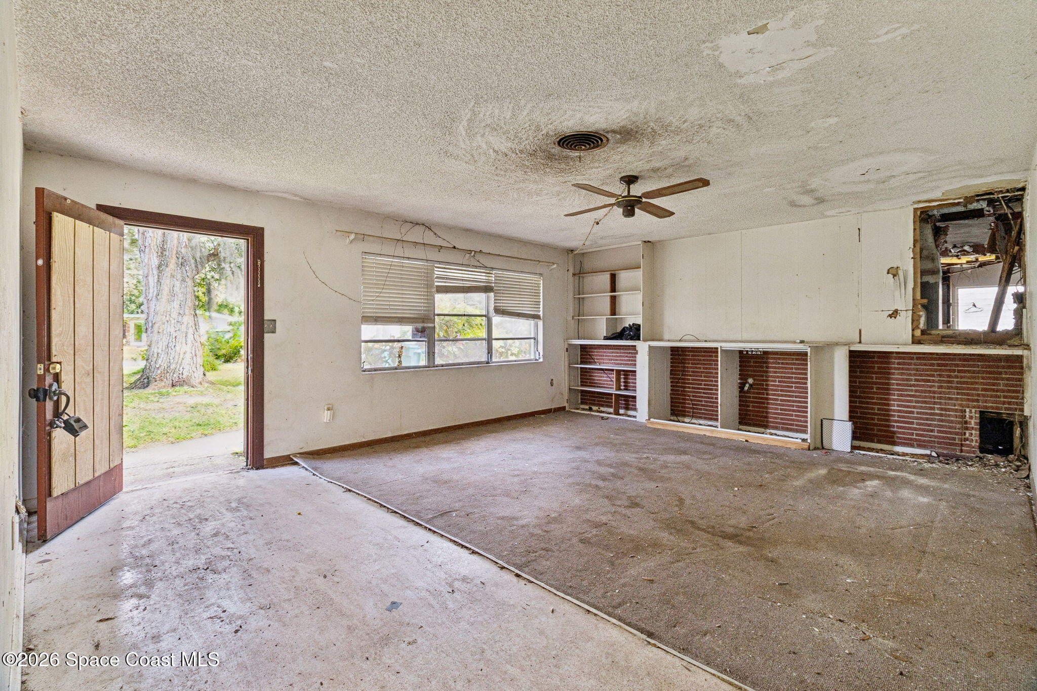 351 N Laila Drive