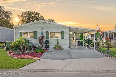 A home in Barefoot Bay