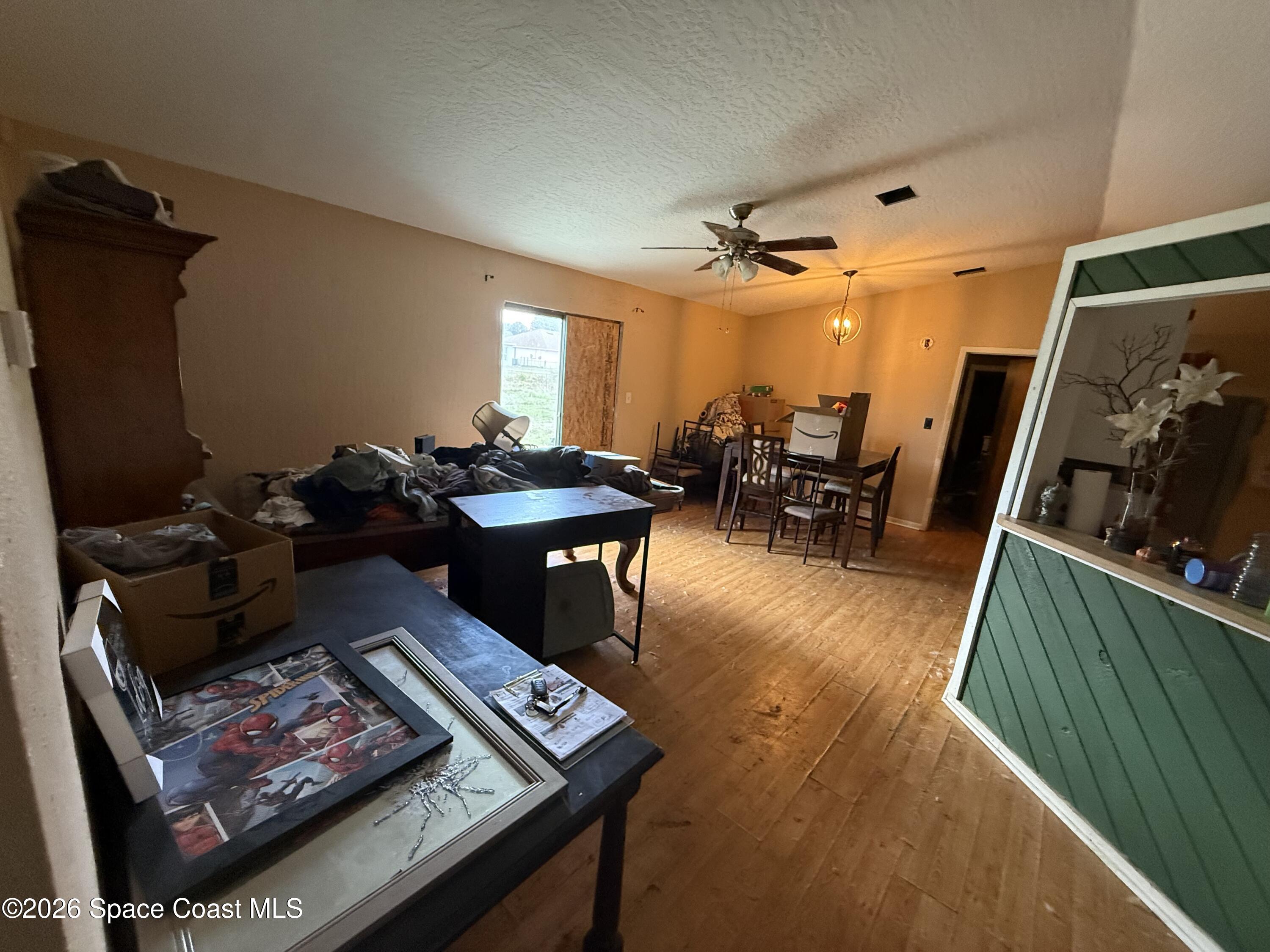 581 Waylaid Avenue SW