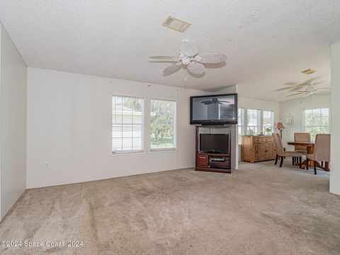 A home in Barefoot Bay