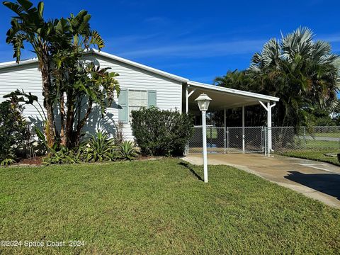 A home in Barefoot Bay