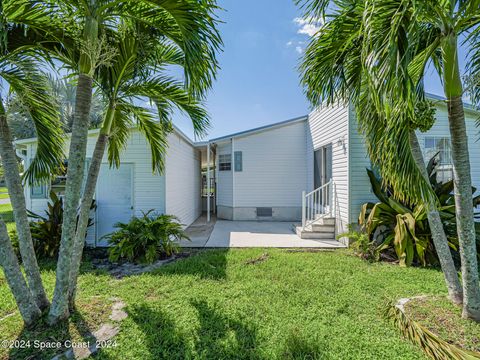 A home in Barefoot Bay