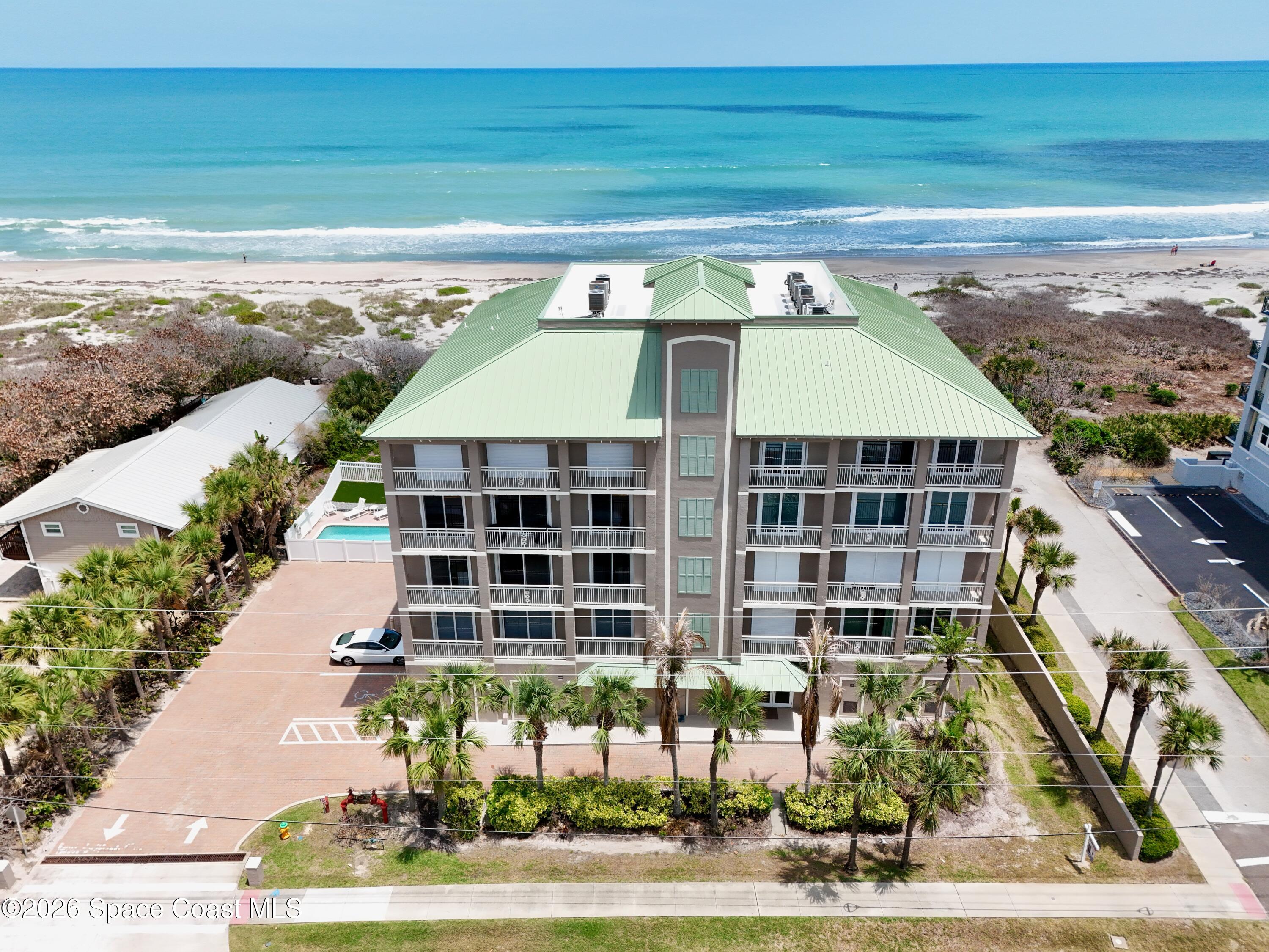 2465 S Atlantic Avenue 401