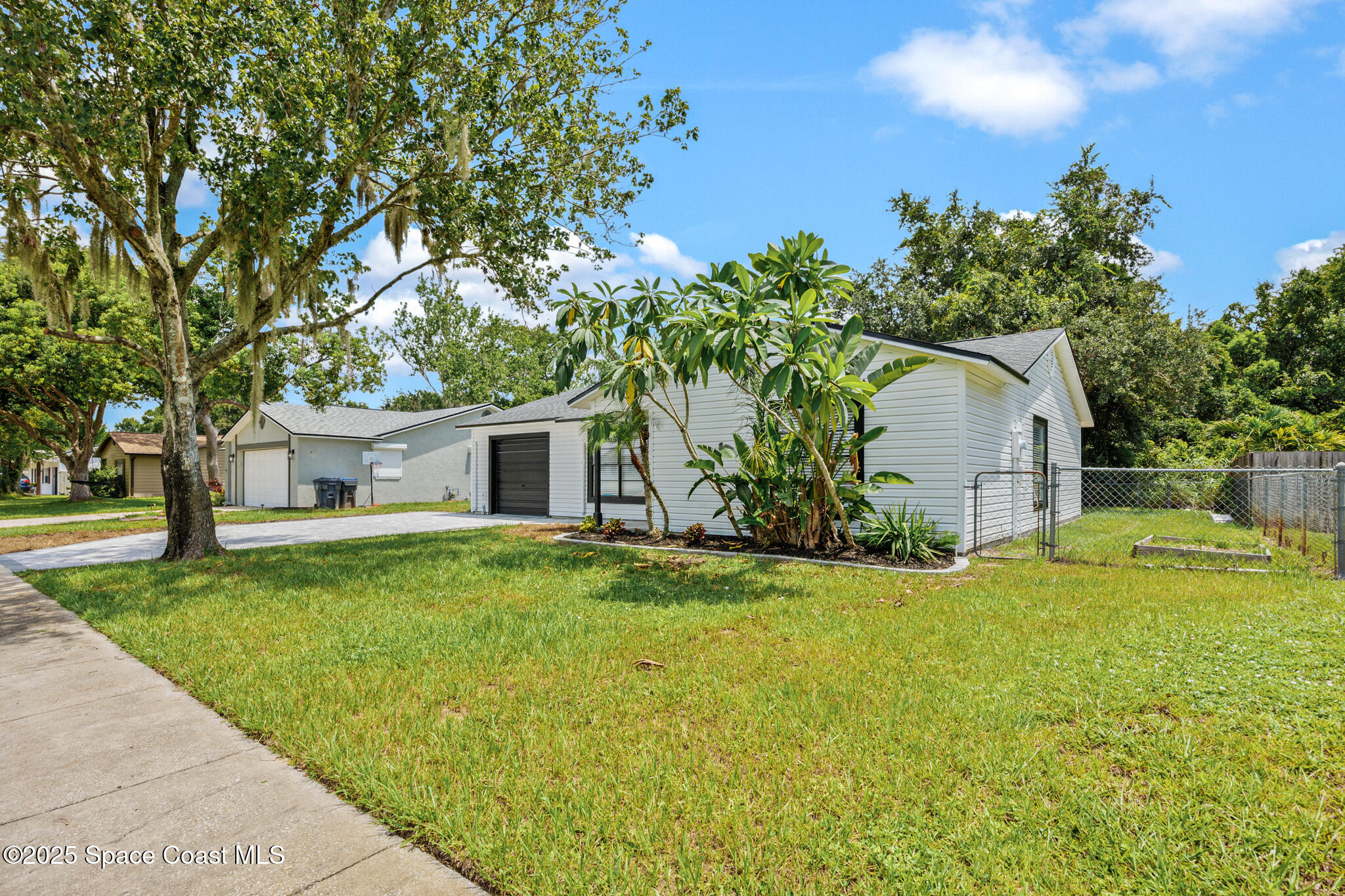 1665 Saratoga Drive
