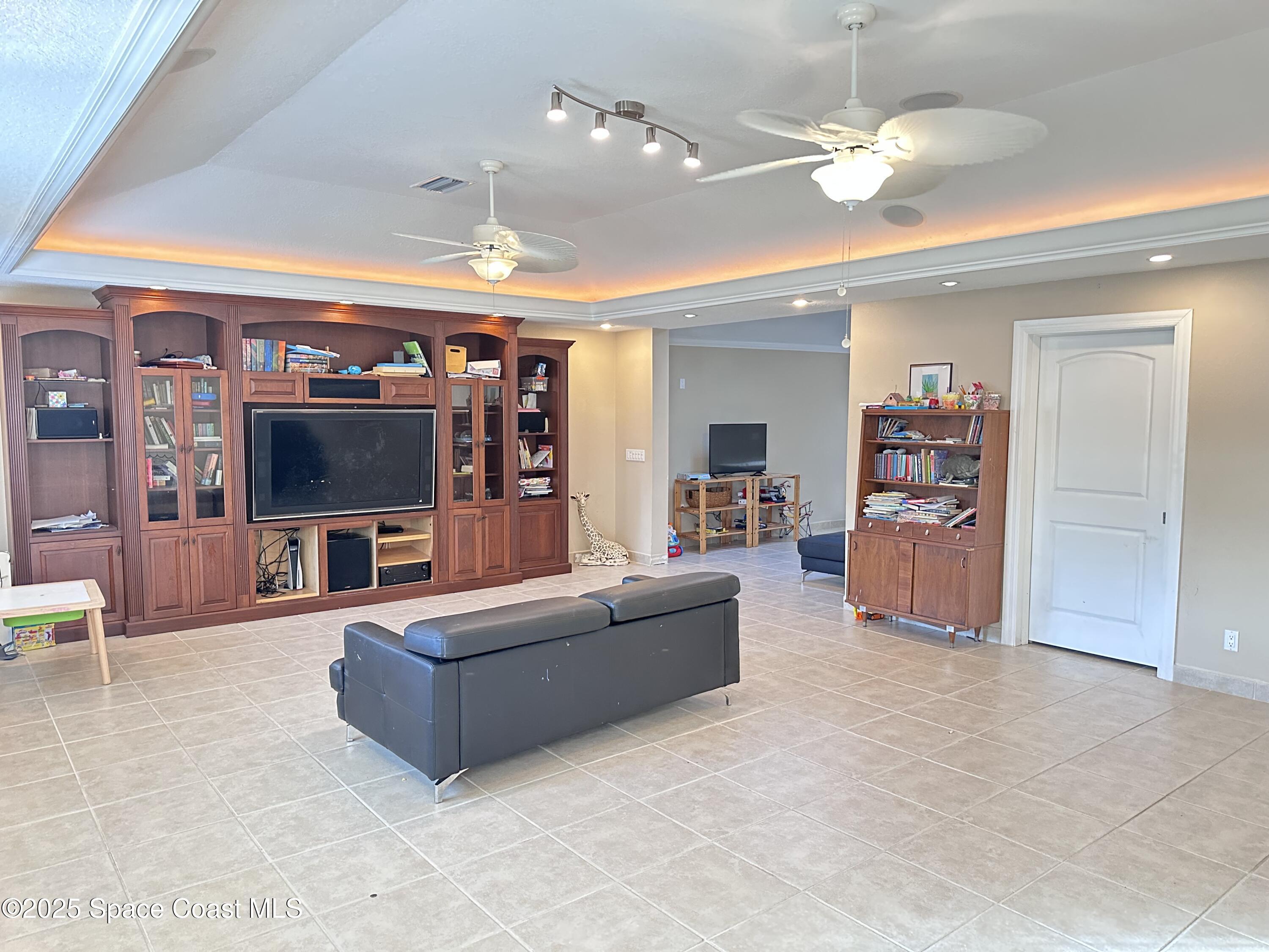 3125 Winchester Drive