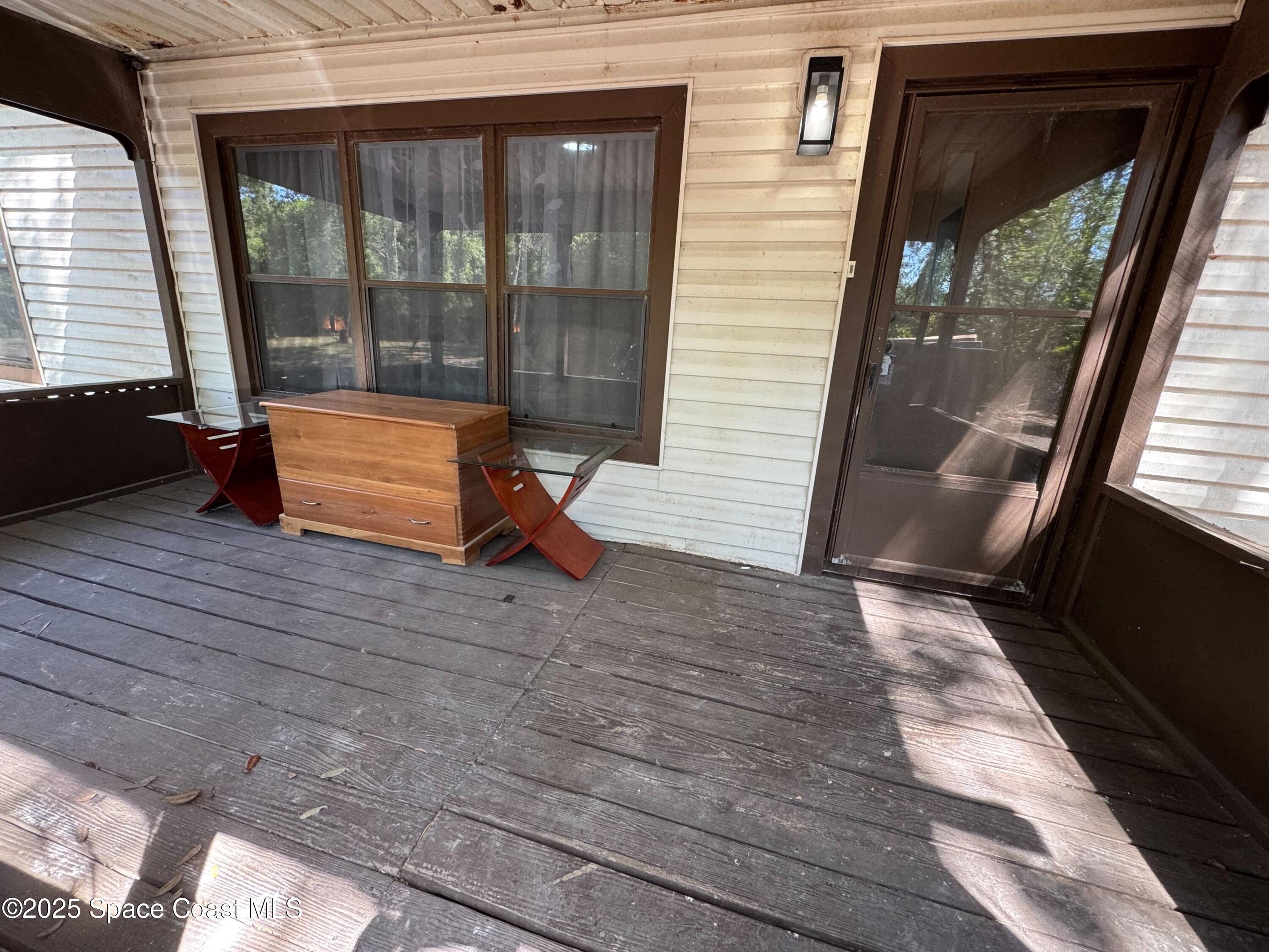 4093 Aurantia Road
