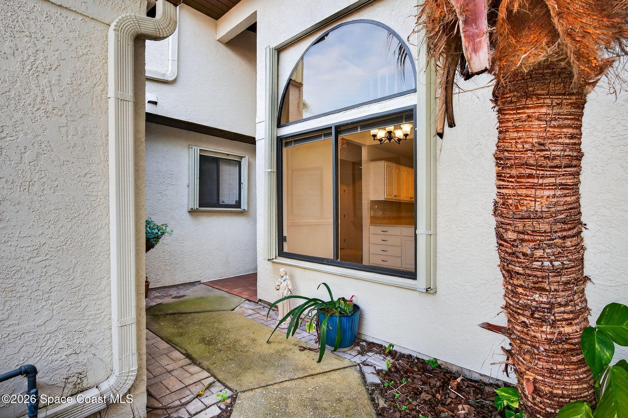 1607 Parkside Place 1607