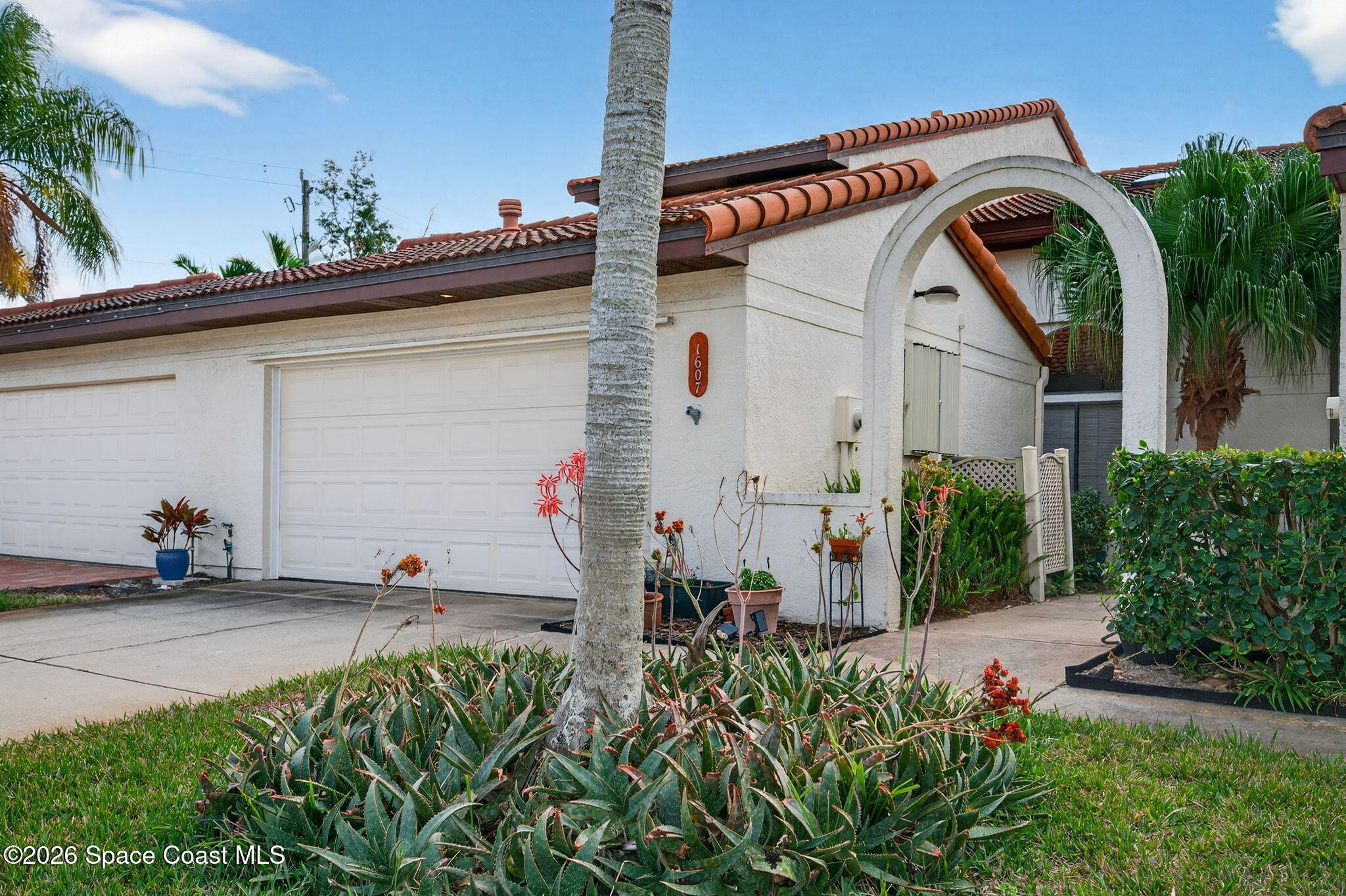 1607 Parkside Place 1607