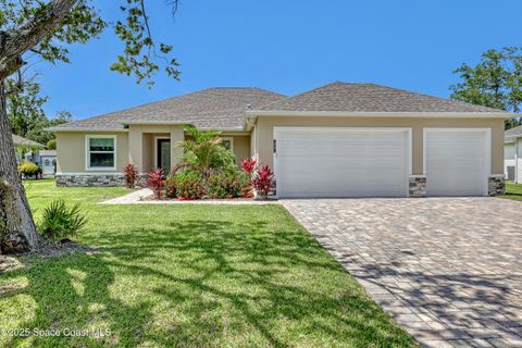 1841 Market Circle NE Palm Bay FL 32905
