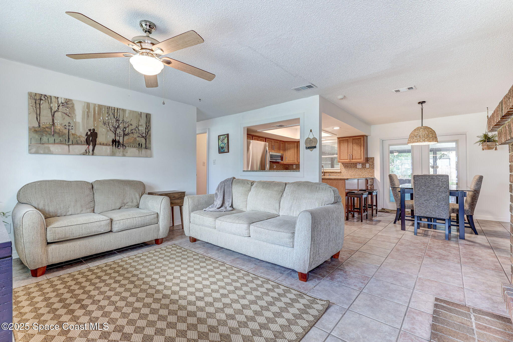 7315 Darien Road
