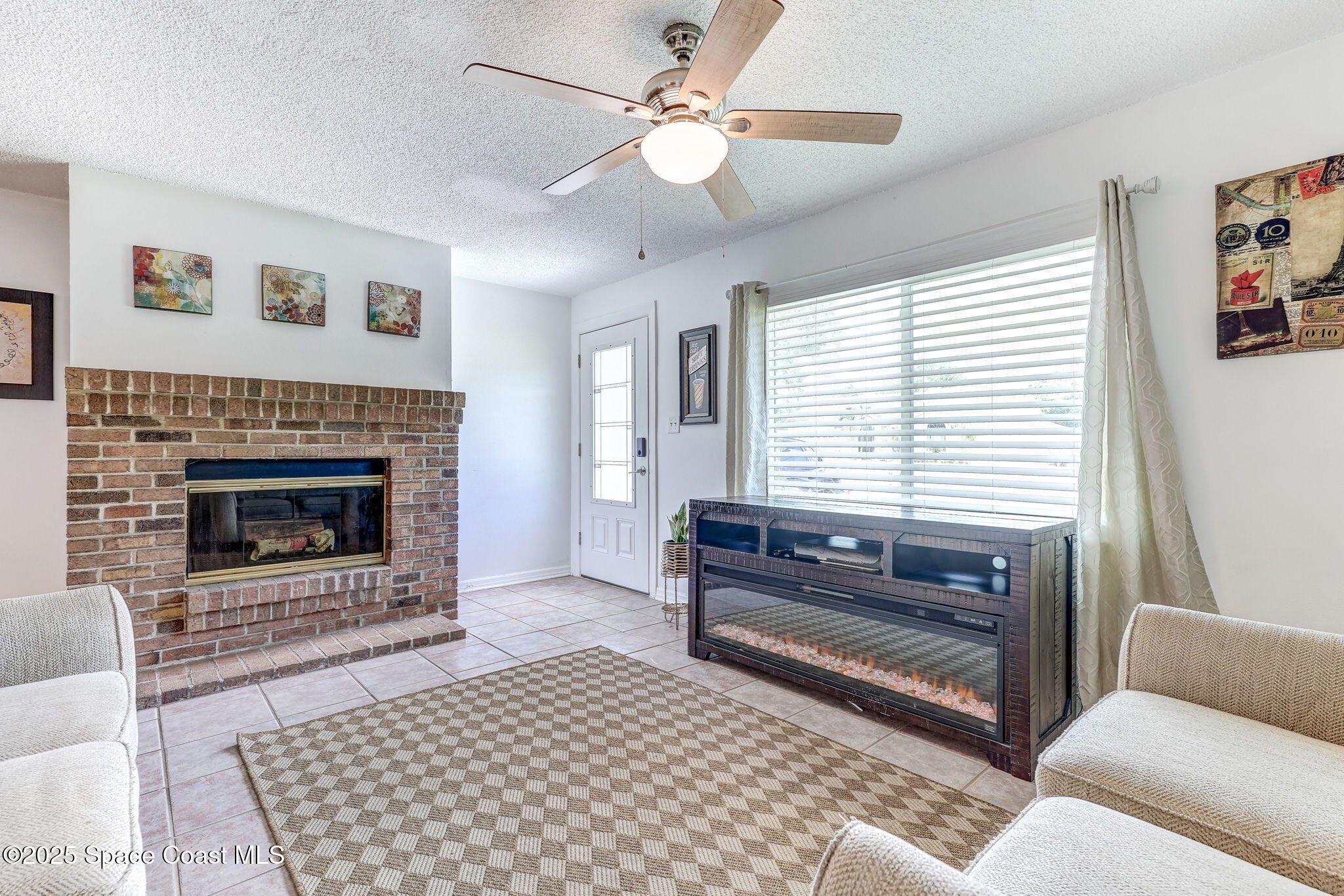7315 Darien Road