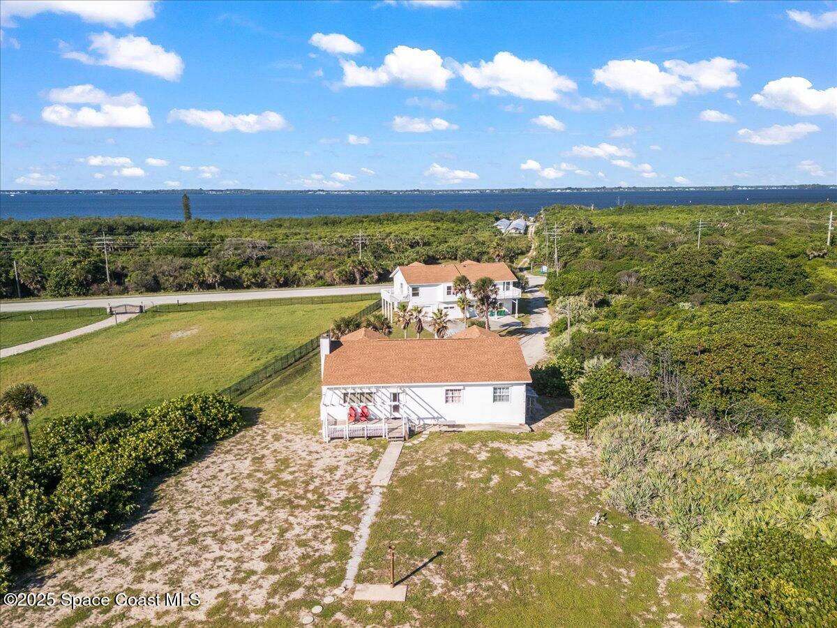 8515 8517/8519 Highway A1a S