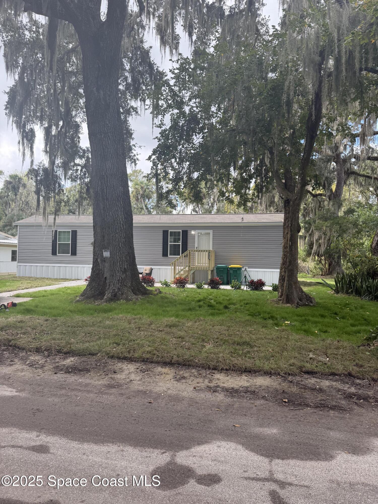 2432 Kingswood Drive