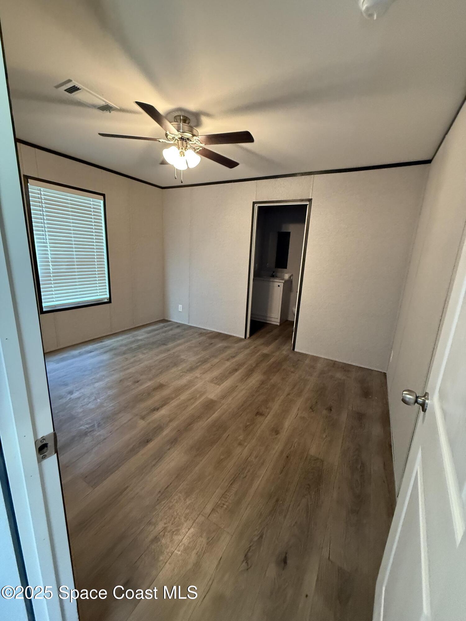 2432 Kingswood Drive