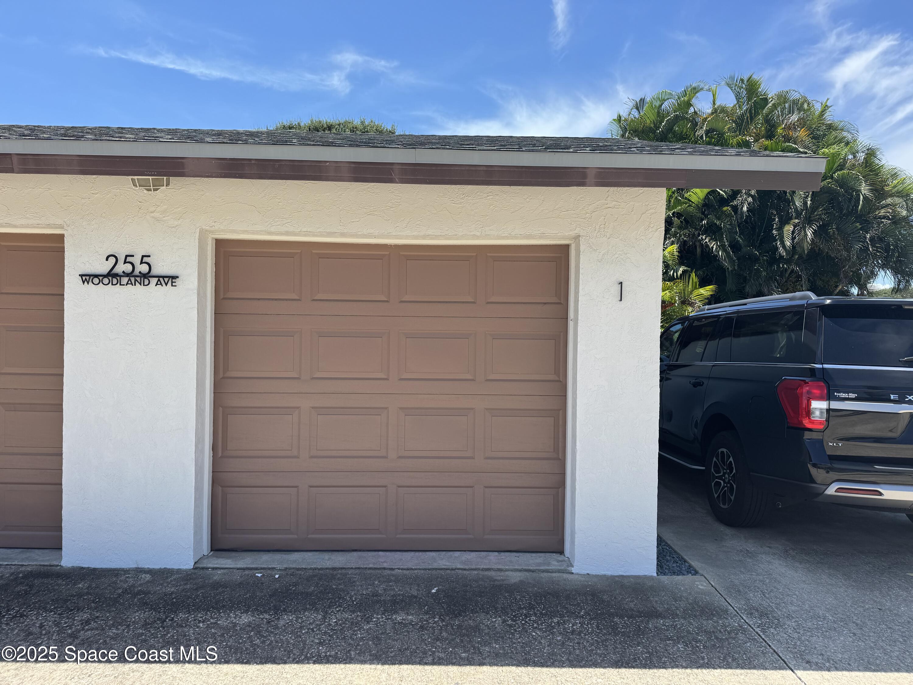 255 Woodland Avenue 1