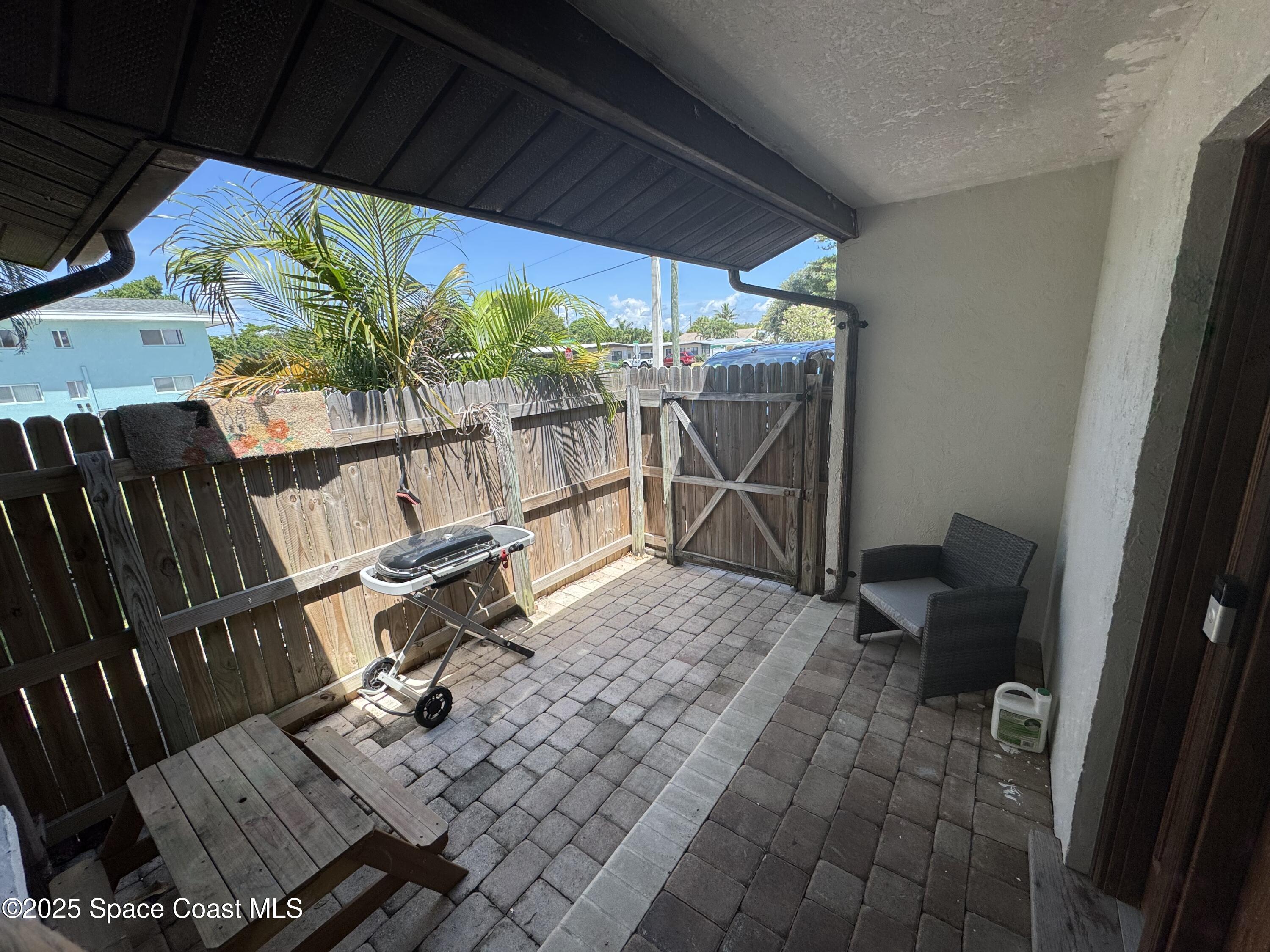 255 Woodland Avenue 1