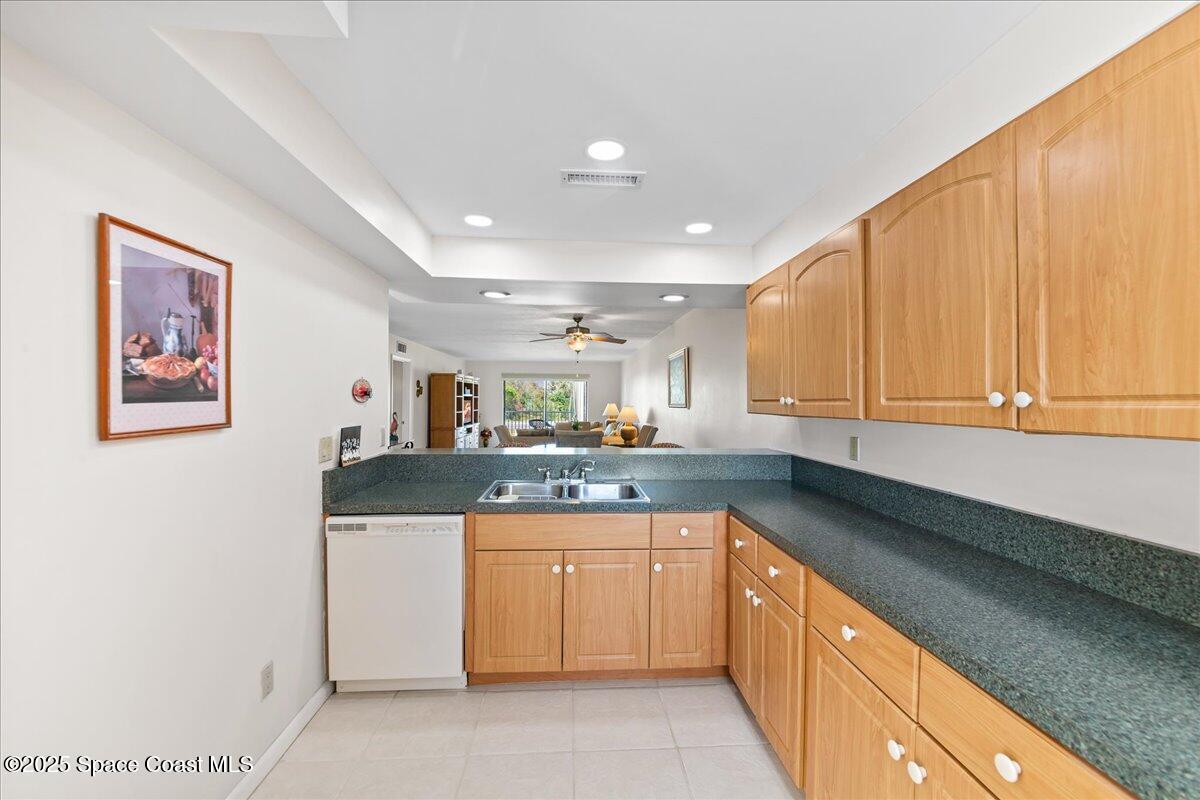 2160 N Highway A1a 202