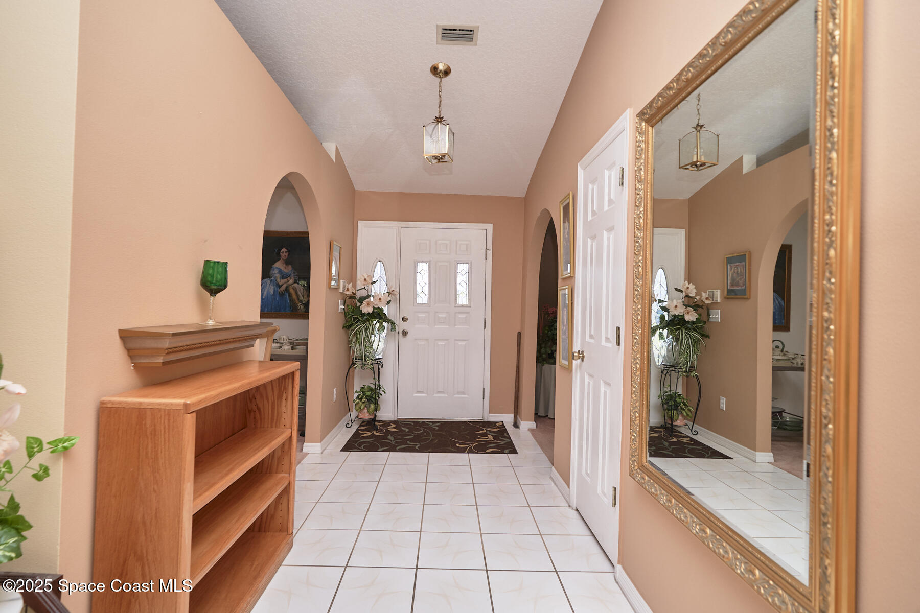 672 Altura Drive