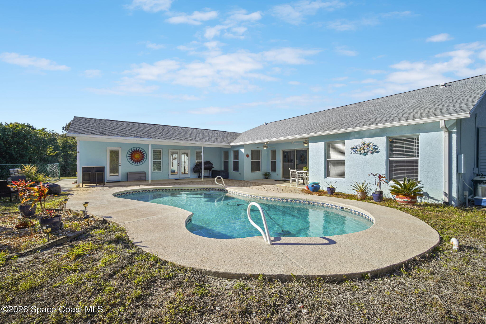 211 E Crisafulli Road North