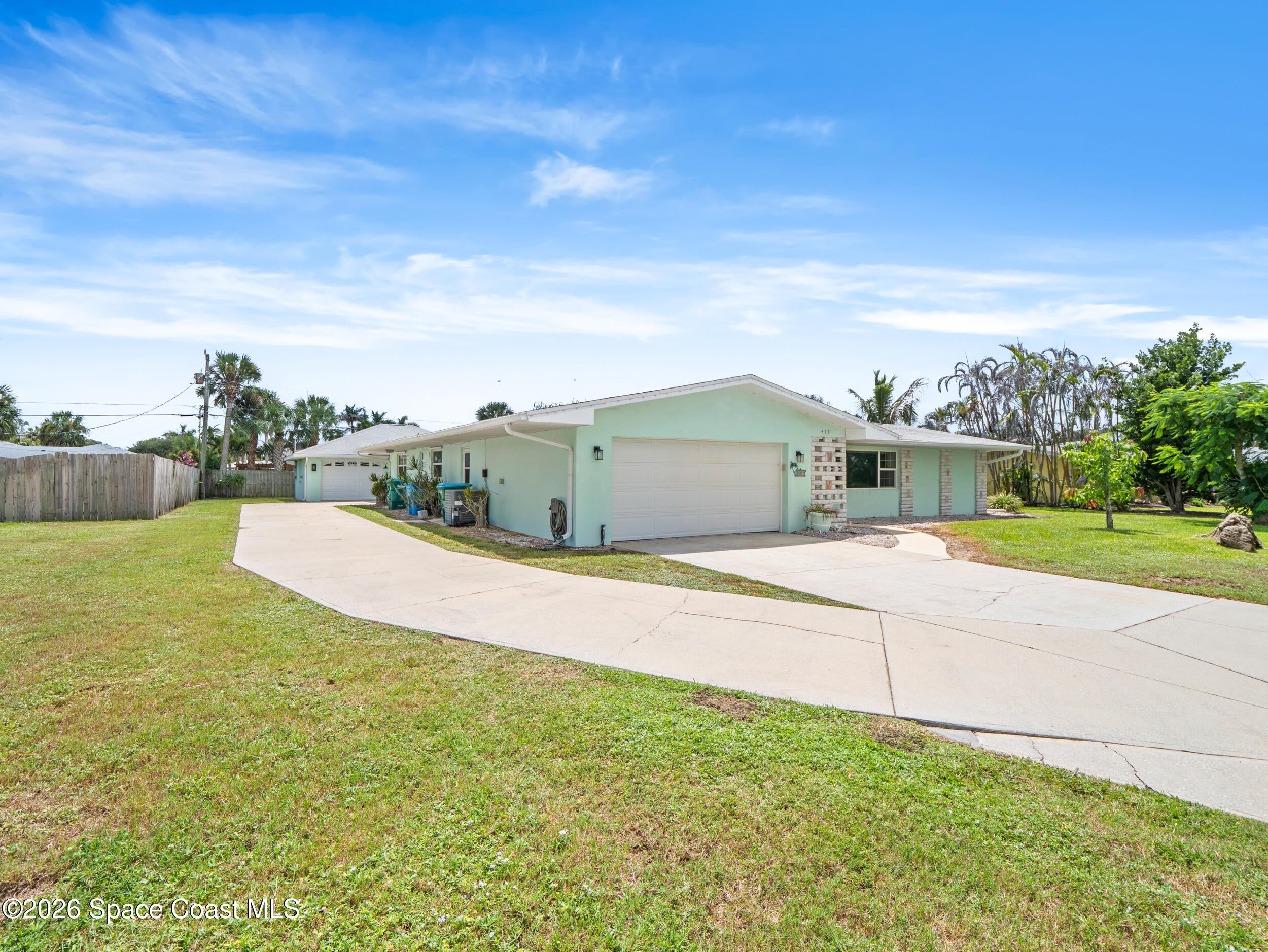 407 Banyan Way