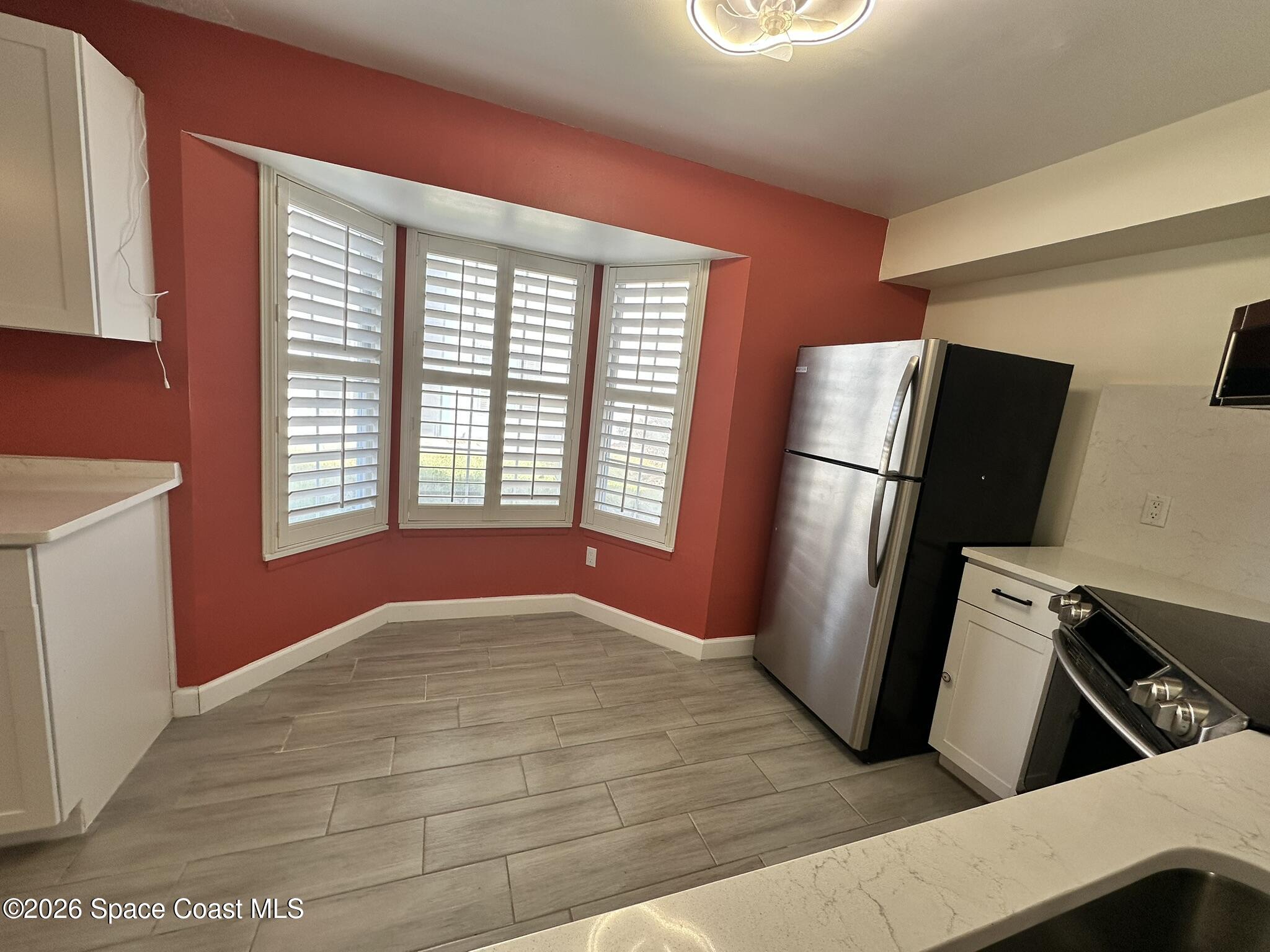 4740 Lake Waterford Way 3-112