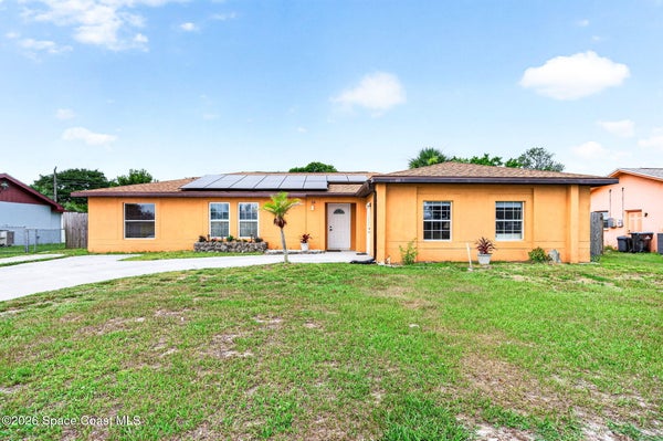 719 BIANCA DR NE, PALM BAY, FL 32905 - Image cfd9b80be4e55f387e1d95804cbf8061/1204264665