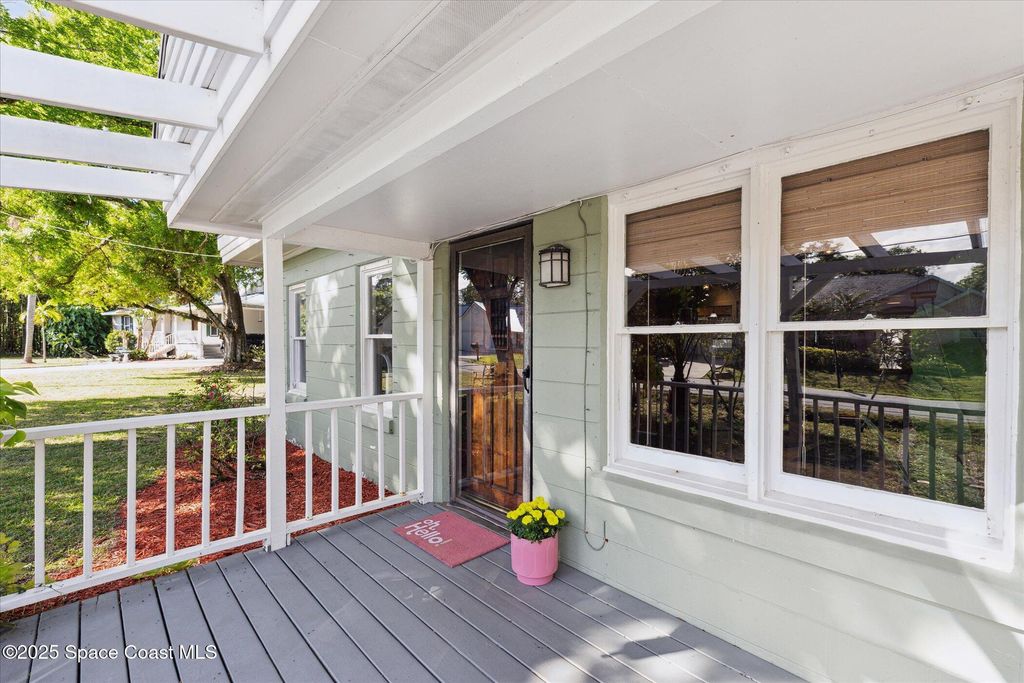 listing image 0