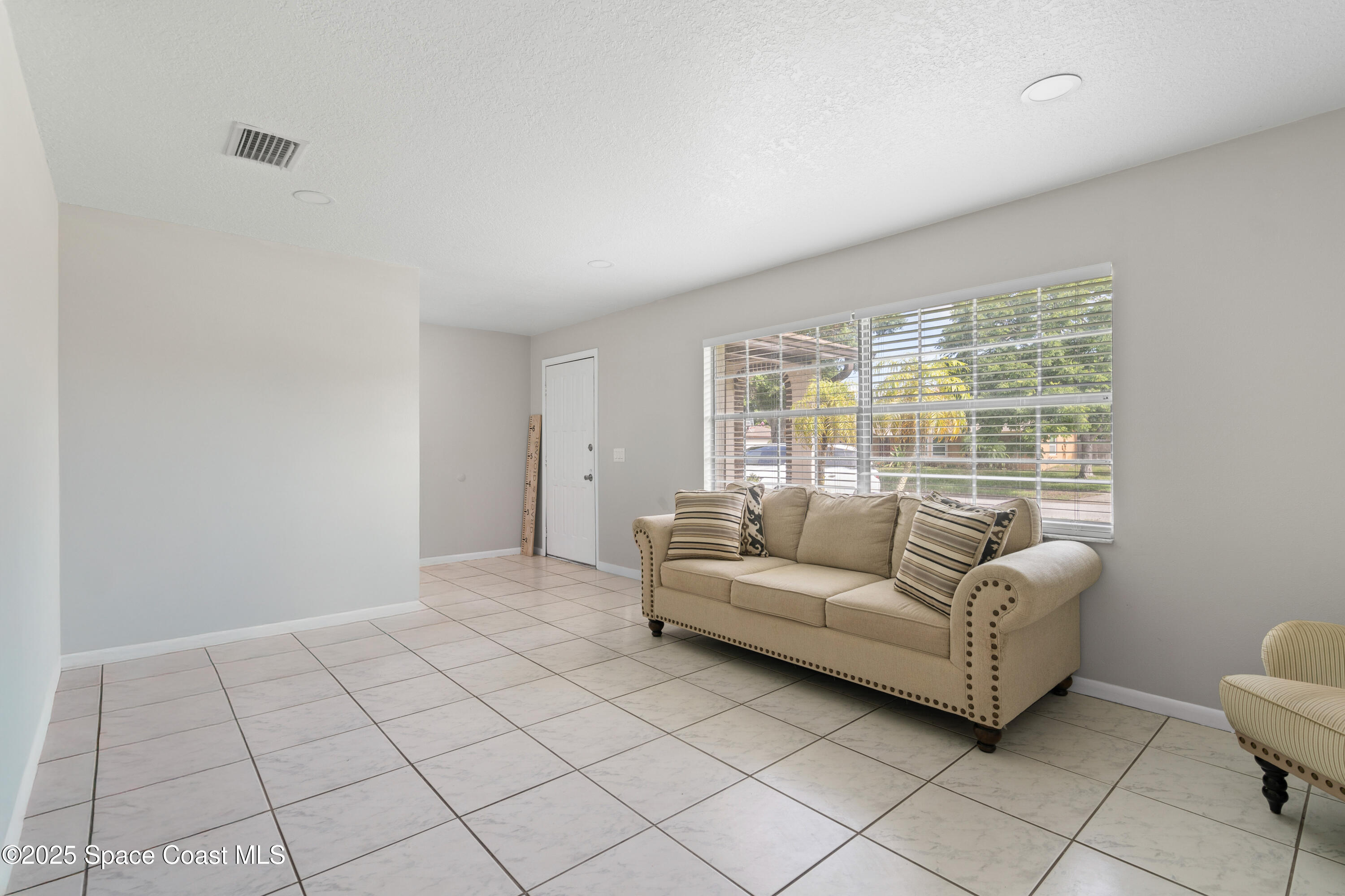 845 Westport Drive