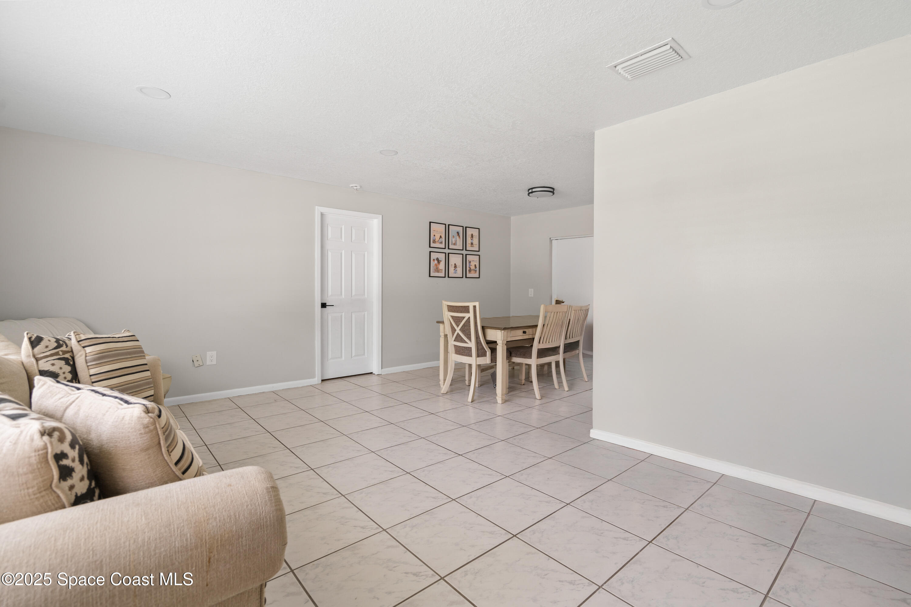 845 Westport Drive