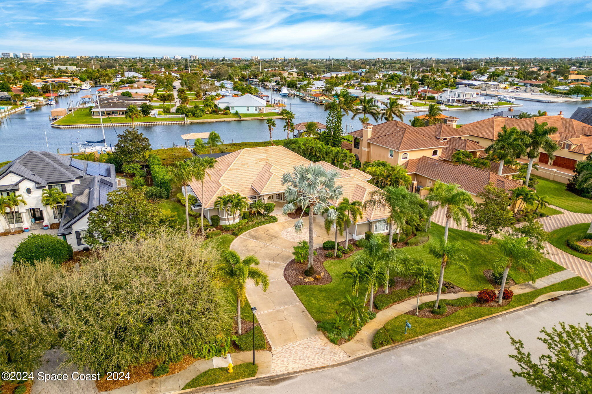 286 Lansing Island Drive