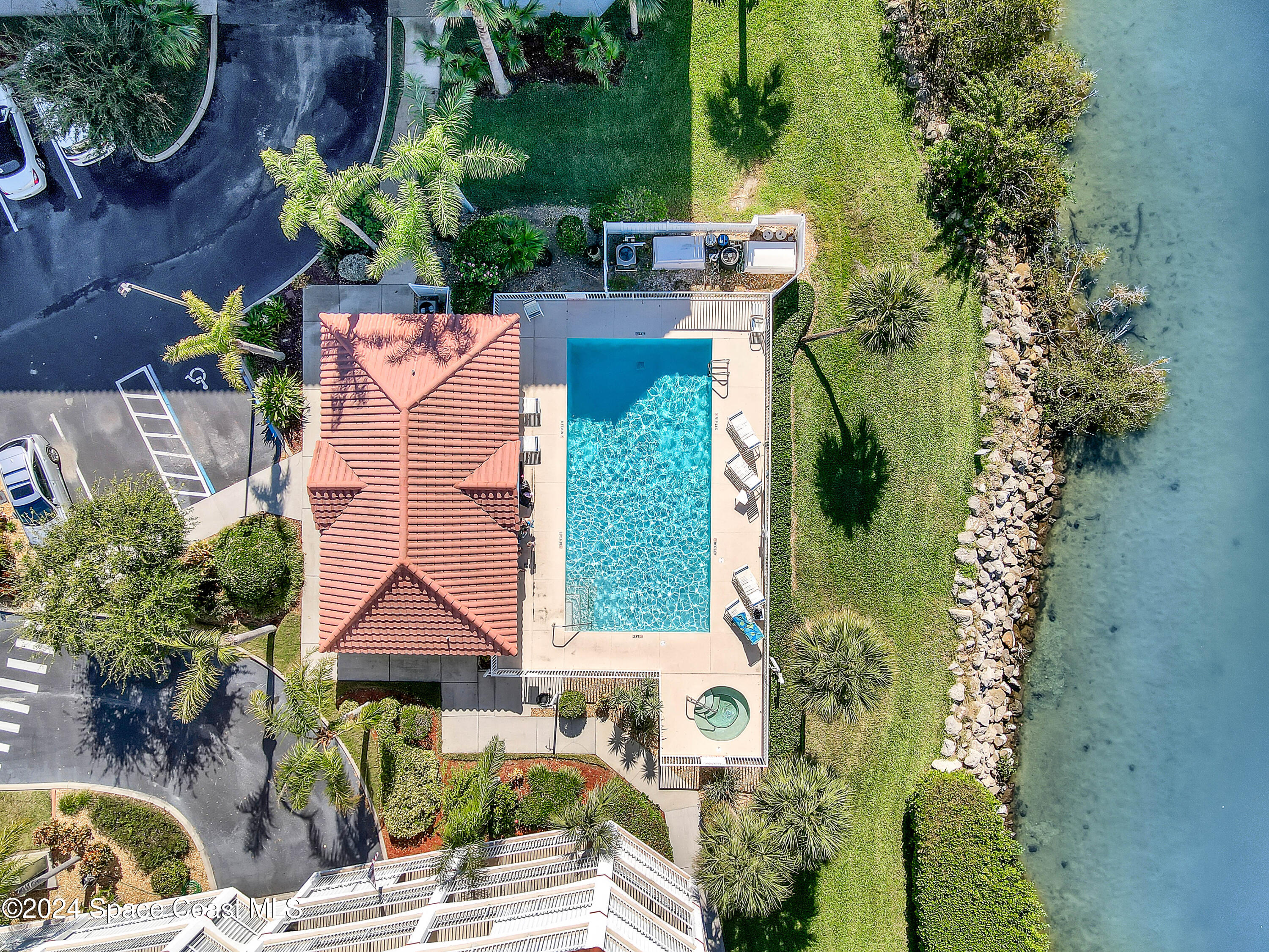 8932 Laguna Lane 404