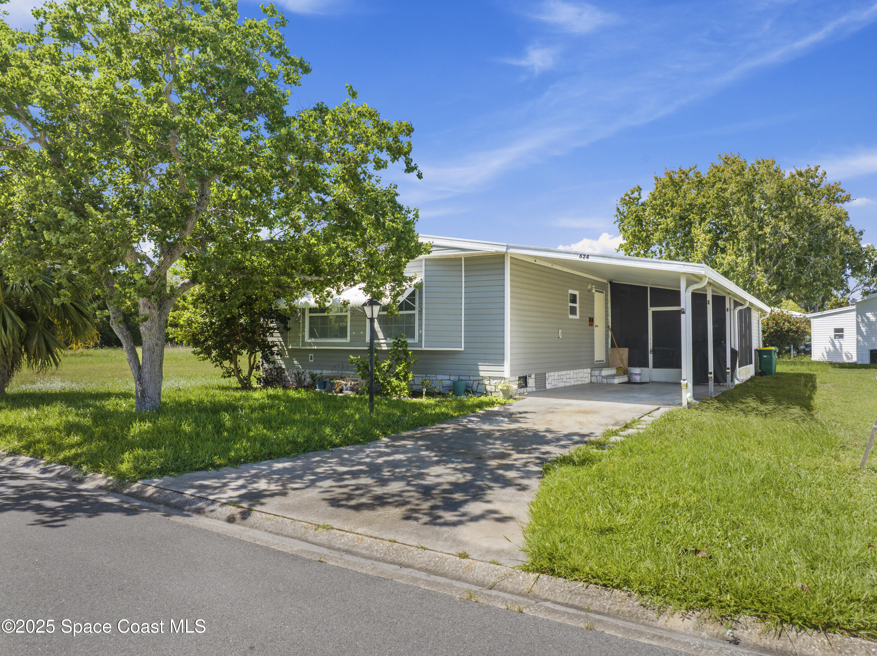 624 Royal Tern Drive