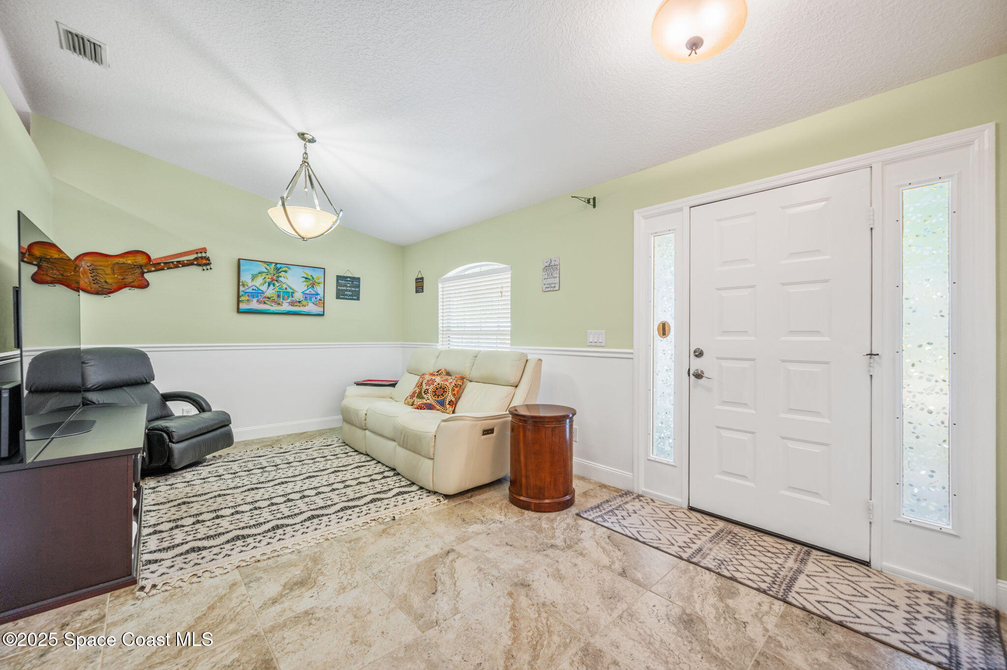 1317 Mohegan Terrace SE