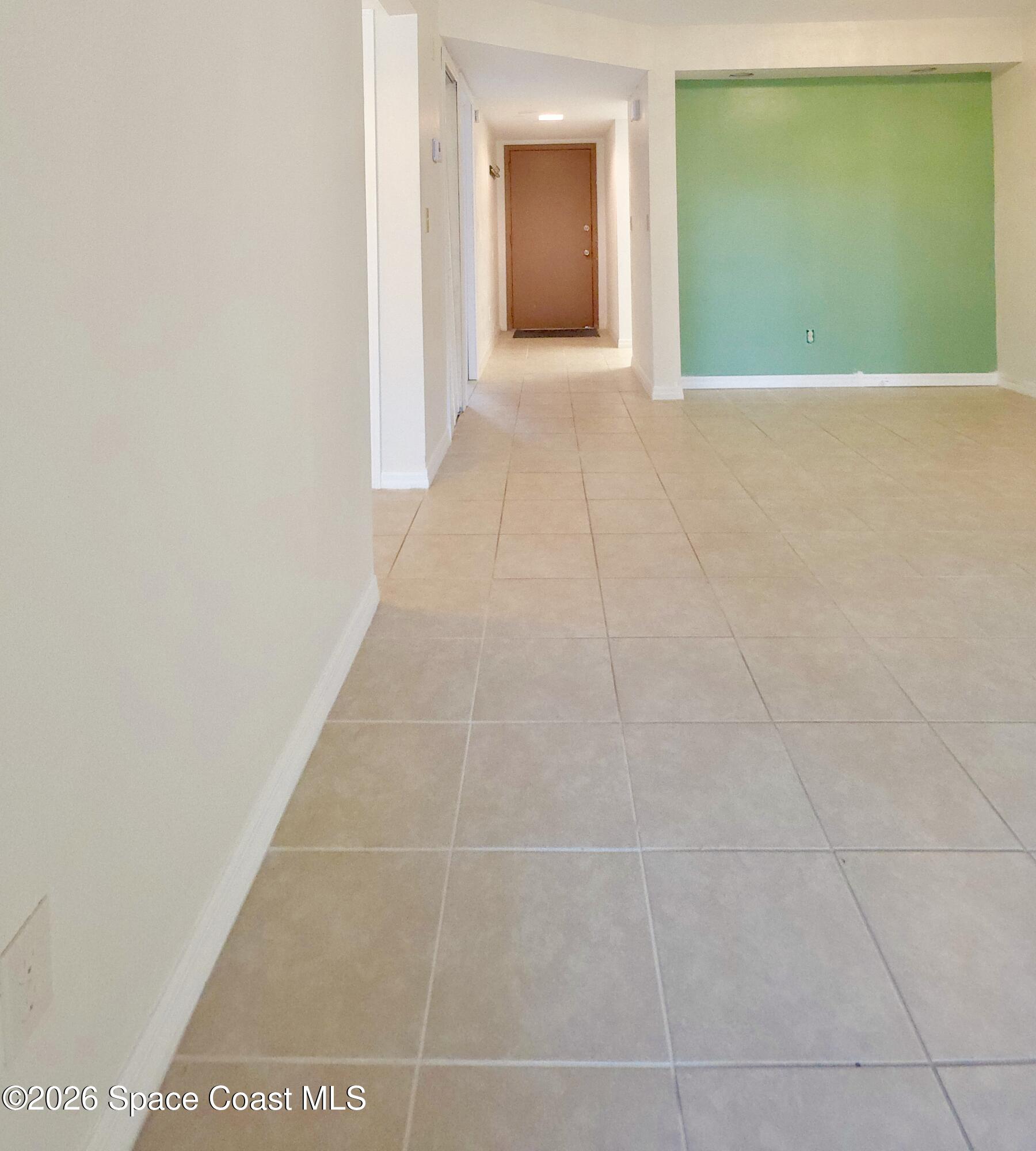 3118 Sir Hamilton Circle 4